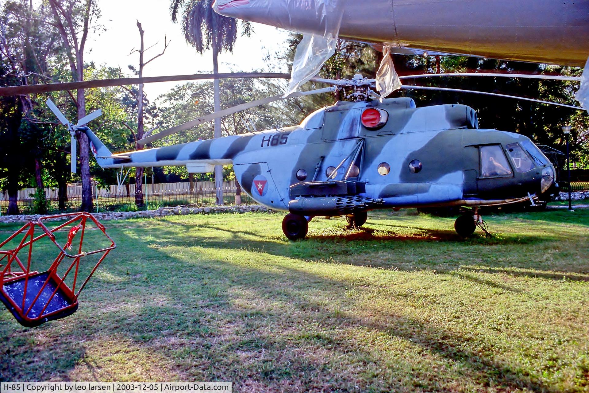 H-85, Mil Mi-8TB C/N 40711, Museo del Aire Havana 5.12.03
