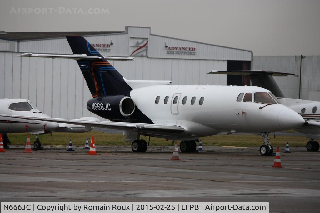 N666JC, 1988 Raytheon Hawker 800XP C/N 258115, Parked