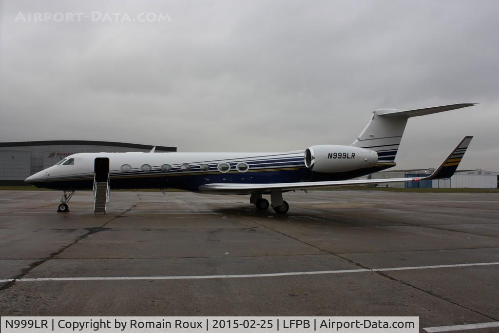 N999LR, 2014 Gulfstream Aerospace GV-SP (G550) C/N 5481, Parked