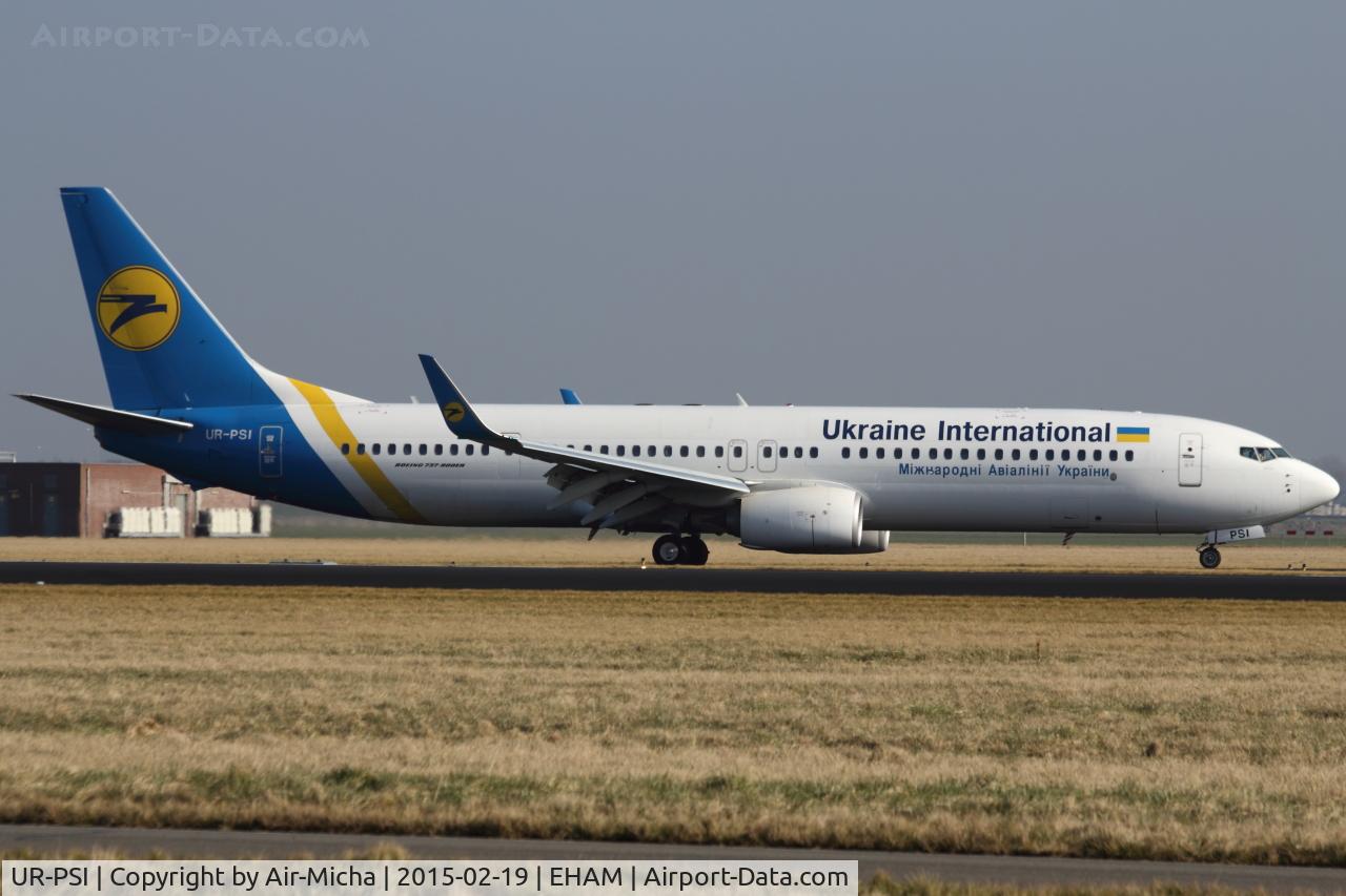 UR-PSI, 2013 Boeing 737-9KVER C/N 41534, Ukraine International Airlines