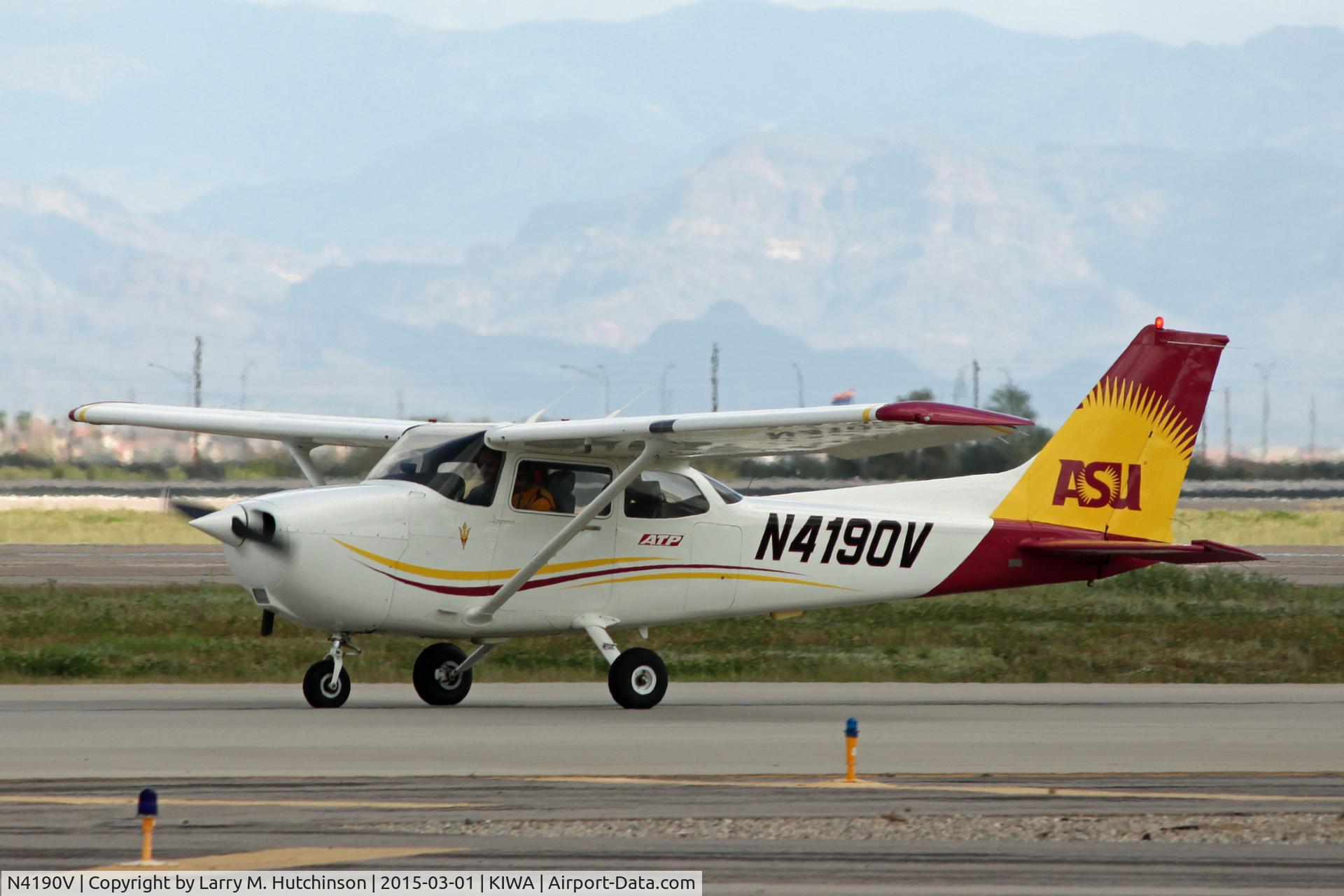 N4190V, 1998 Cessna 172R C/N 17280626, Phoenix-Mesa Gateway, Mesa AZ