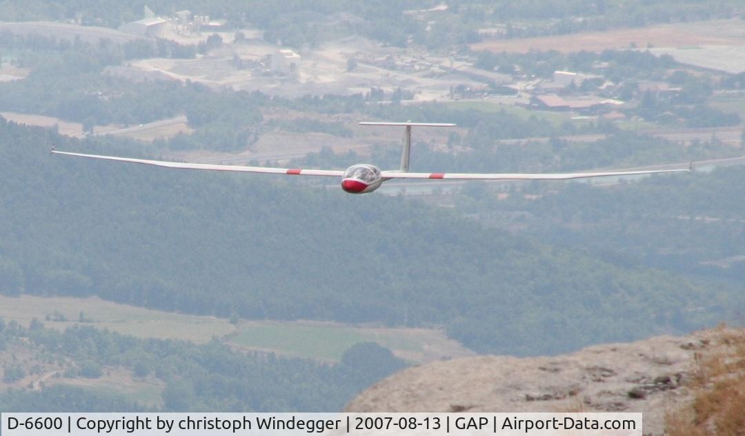 D-6600, 1977 Caproni Vizzola Calif A21S C/N 238, near the rockies