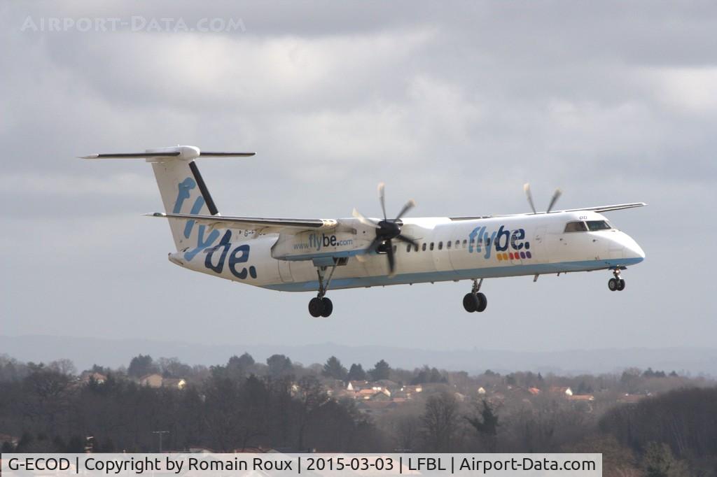 G-ECOD, 2008 De Havilland Canada DHC-8-402Q Dash 8 C/N 4206, Landing