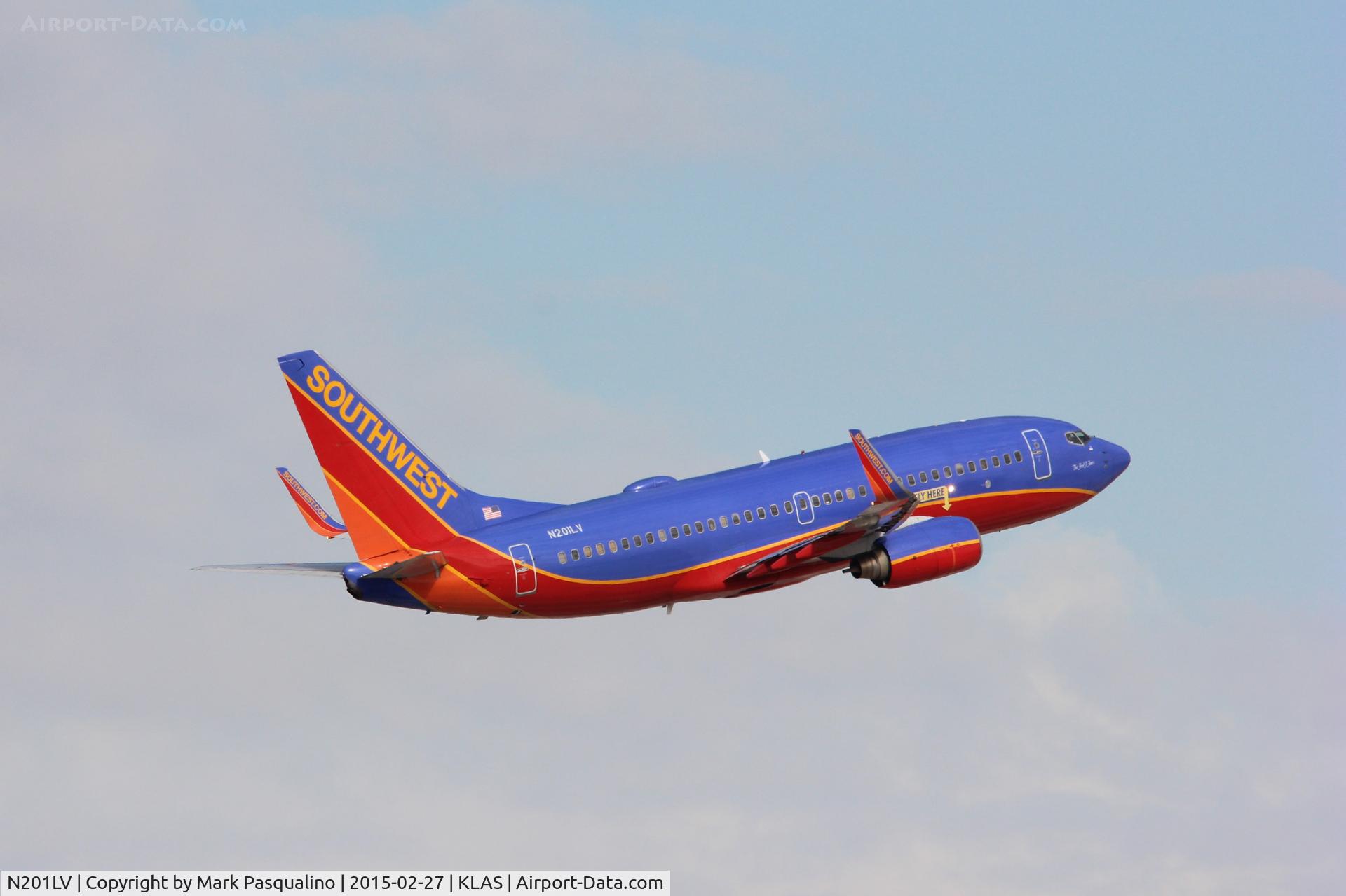 N201LV, 2005 Boeing 737-7H4 C/N 29854, Boeing 737-700