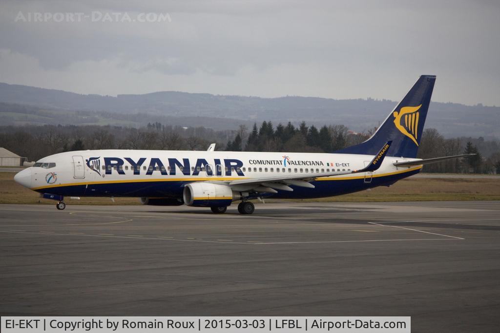 EI-EKT, 2010 Boeing 737-8AS C/N 38505, To East Midland