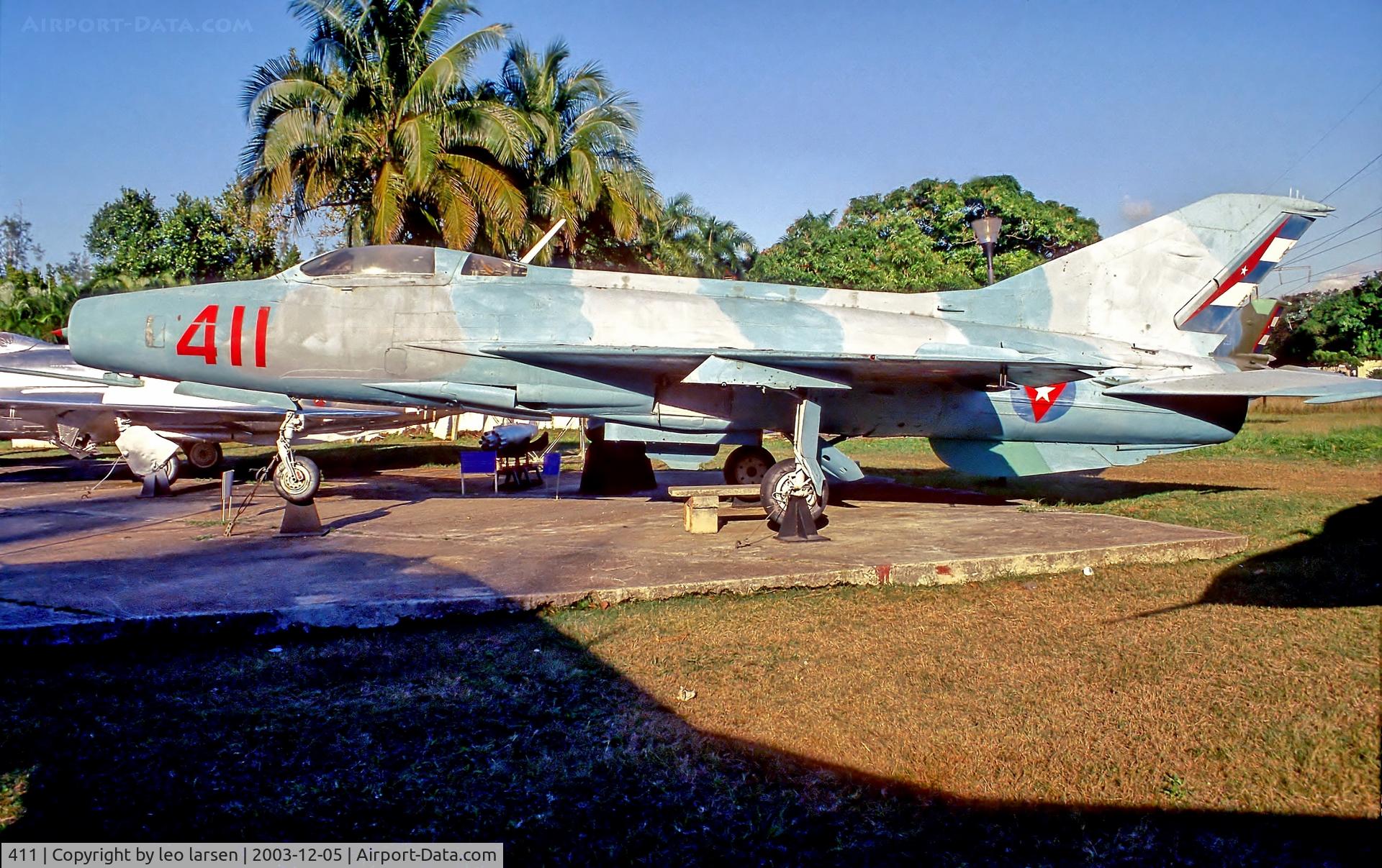 411, Mikoyan-Gurevich MiG-21F-13 C/N 741405, Museo del Aire Havana 5.12.03