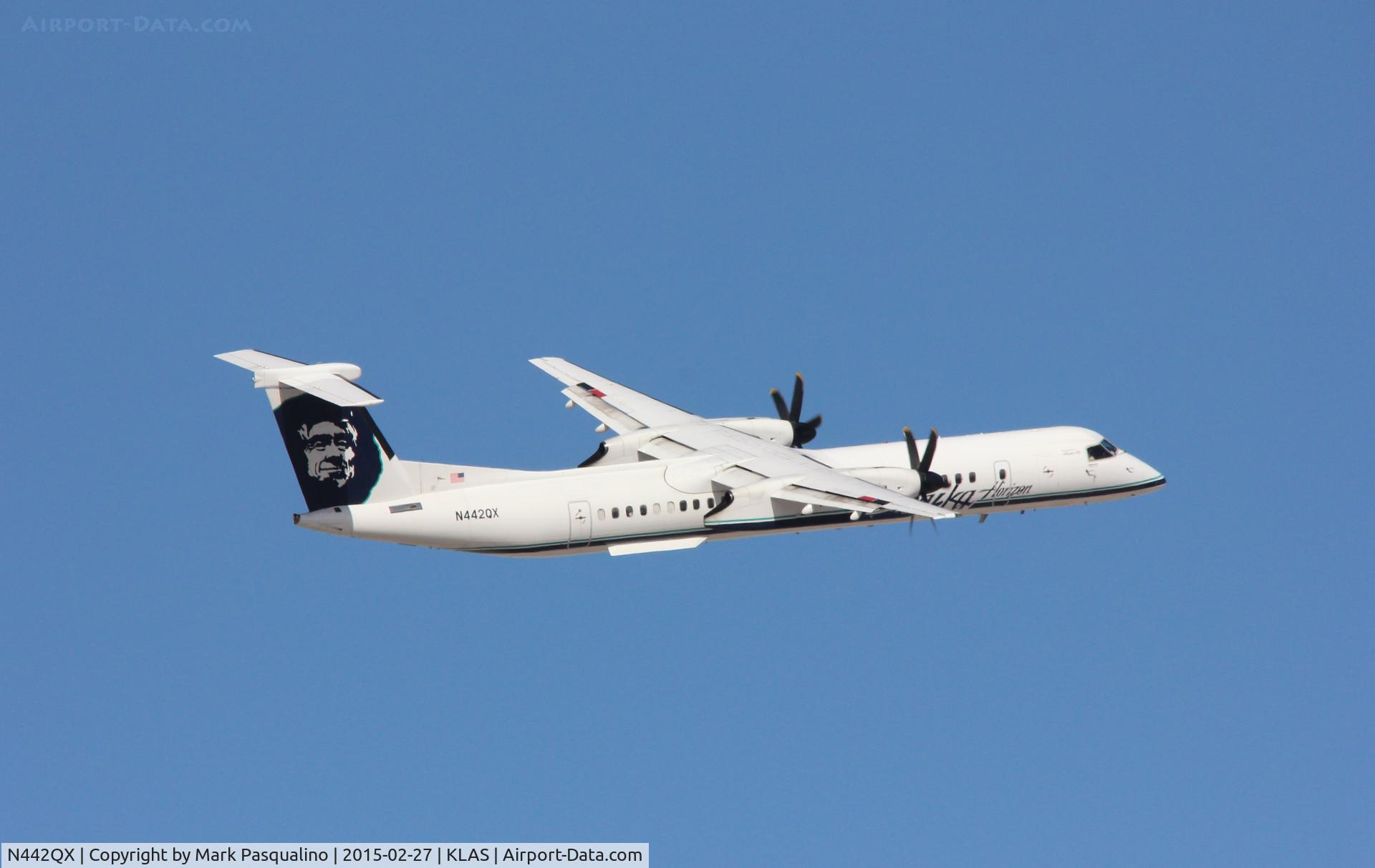 N442QX, 2010 Bombardier DHC-8-402 Dash 8 C/N 4352, DHC-8-402