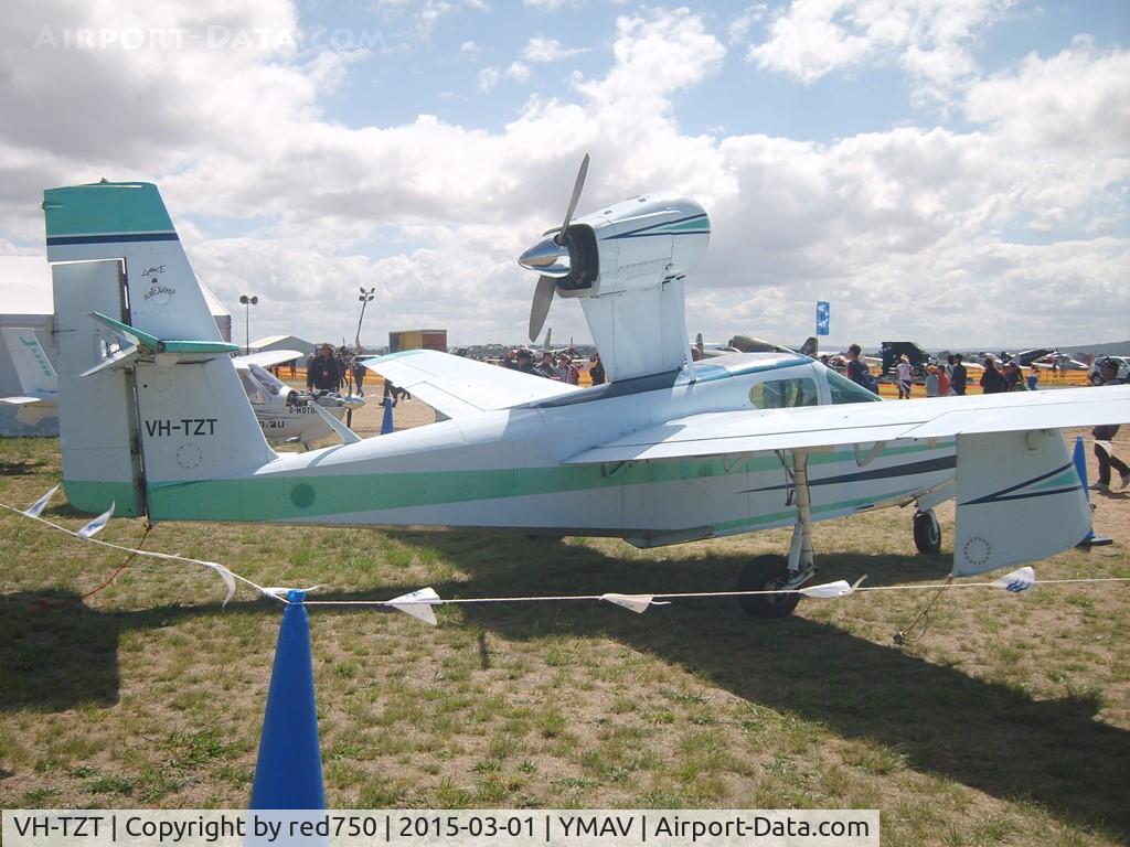 VH-TZT, 1977 Lake LA-4-200 Buccaneer C/N 864, Lake Buccaneer VH-TZT at Avalon 2015