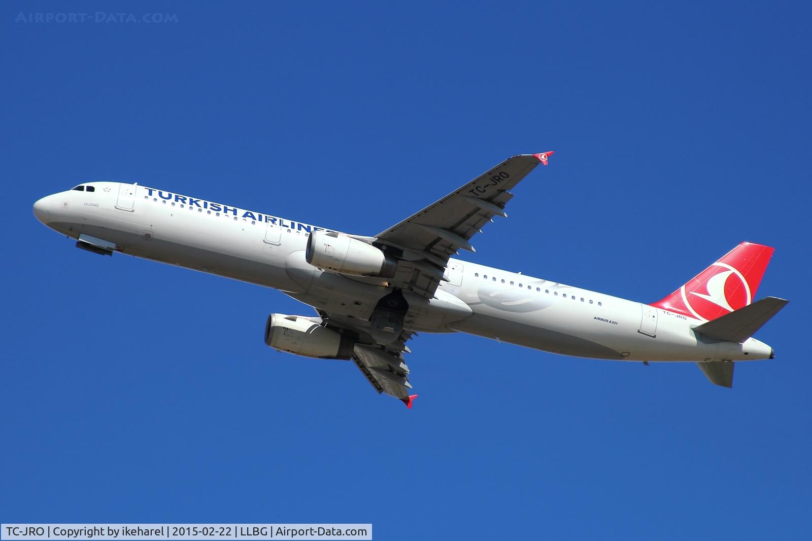 TC-JRO, 2011 Airbus A321-231 C/N 4682, Fly to Istanbul, T/O runway 26.