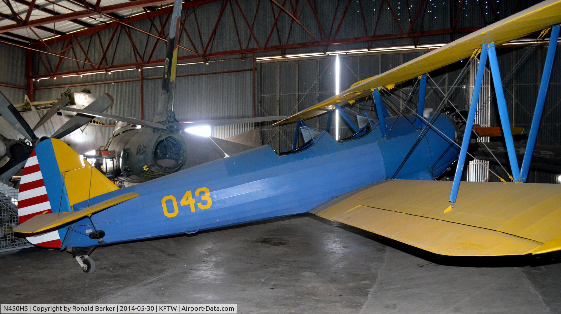 N450HS, 1942 Boeing E75 C/N 75-3876, Aircraft 043 at the Vintage Flight Museum
