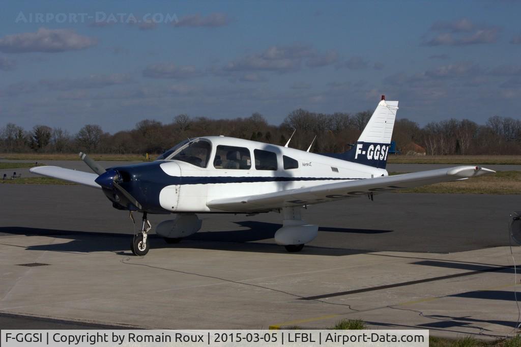 F-GGSI, Piper PA-28-161 Warrior II C/N 28-8116172, Refueling