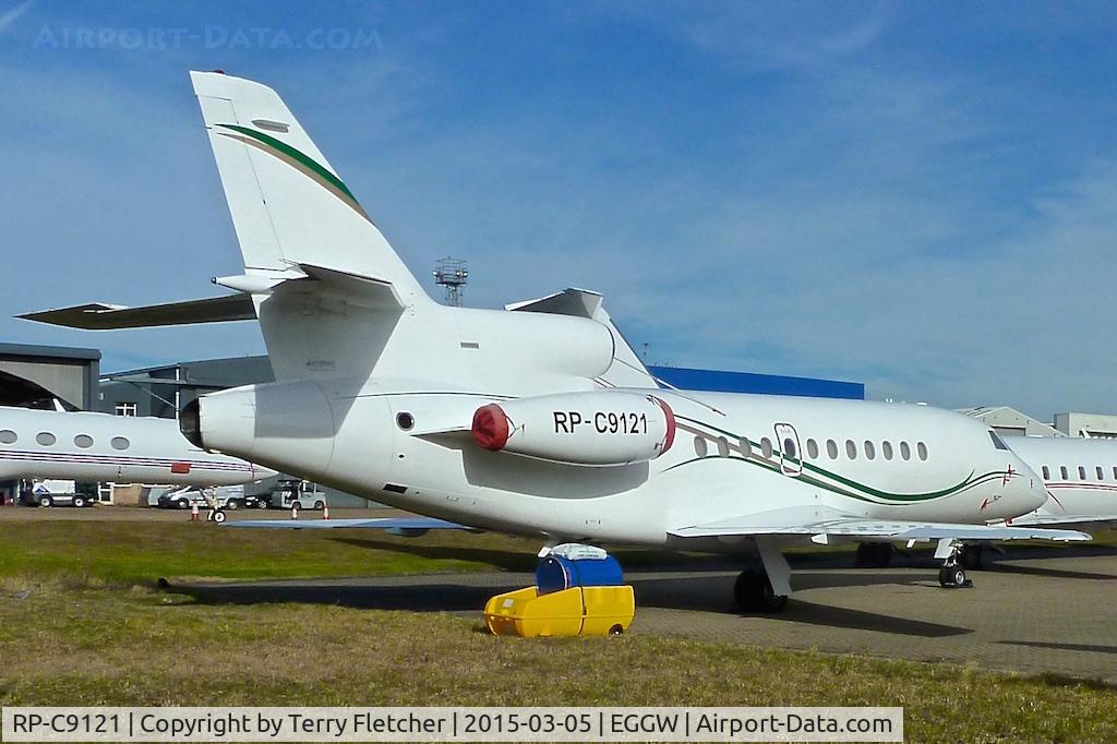RP-C9121, 1992 Dassault Falcon 900B C/N 121, 1992 Dassault Falcon 900B, c/n: 121 at Luton