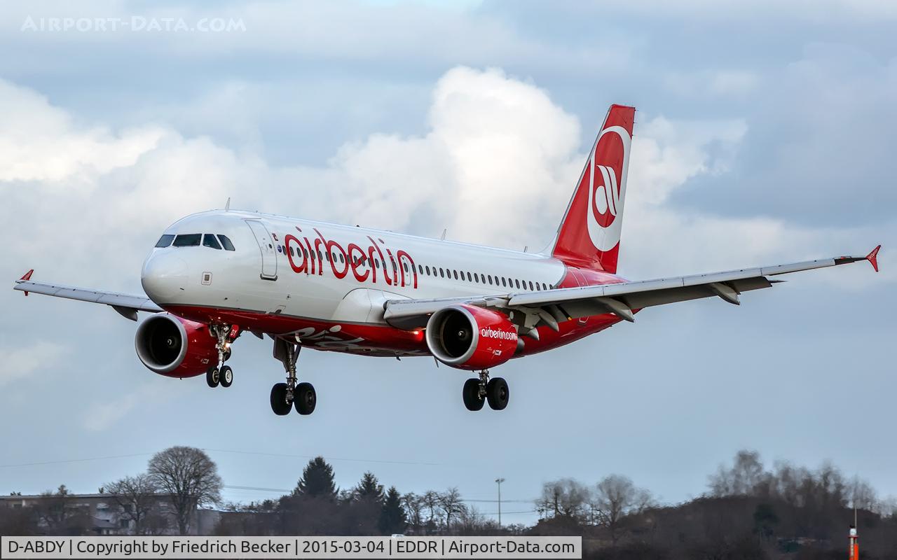 D-ABDY, 2009 Airbus A320-214 C/N 4013, on final, inbound from Palma