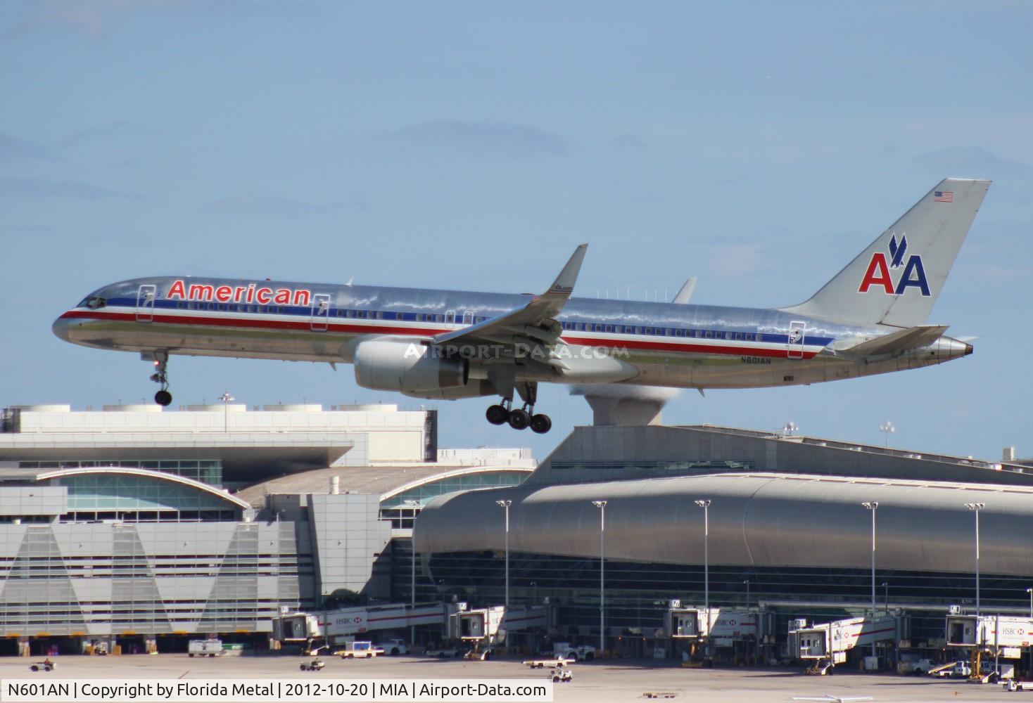 N601AN, 1995 Boeing 757-223 C/N 27052, American