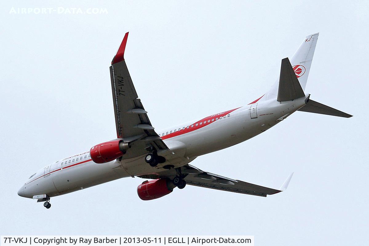 7T-VKJ, 2011 Boeing 737-8D6 C/N 40864, Boeing 737-8D6 [40864] (Air Algerie) Home~G 11/05/2013. On approach 27R.