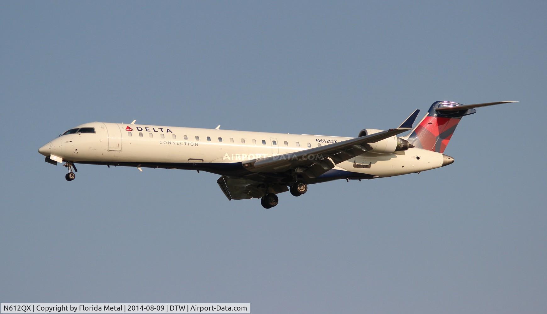 N612QX, 2002 Bombardier CRJ-701 (CL-600-2C10) Regional Jet C/N 10042, Delta Connection CRJ-700