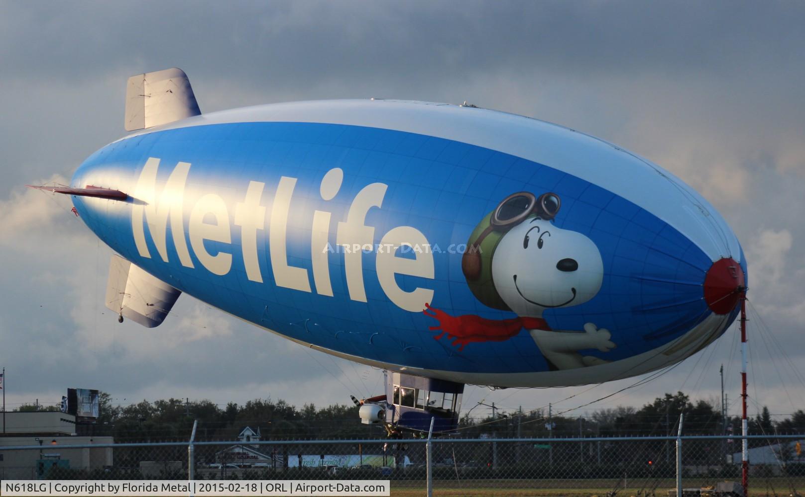 N618LG, 2000 American Blimp Corp A-60+ C/N 018, Met Life Peanuts Movie blimp