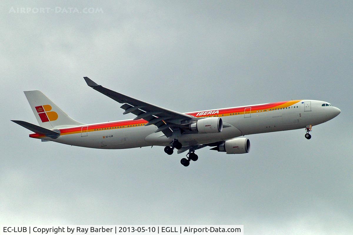 EC-LUB, 2012 Airbus A330-302 C/N 1377, Airbus A330-302 [1377] (Iberia) Home~G 10/05/2013. On approach 27L.