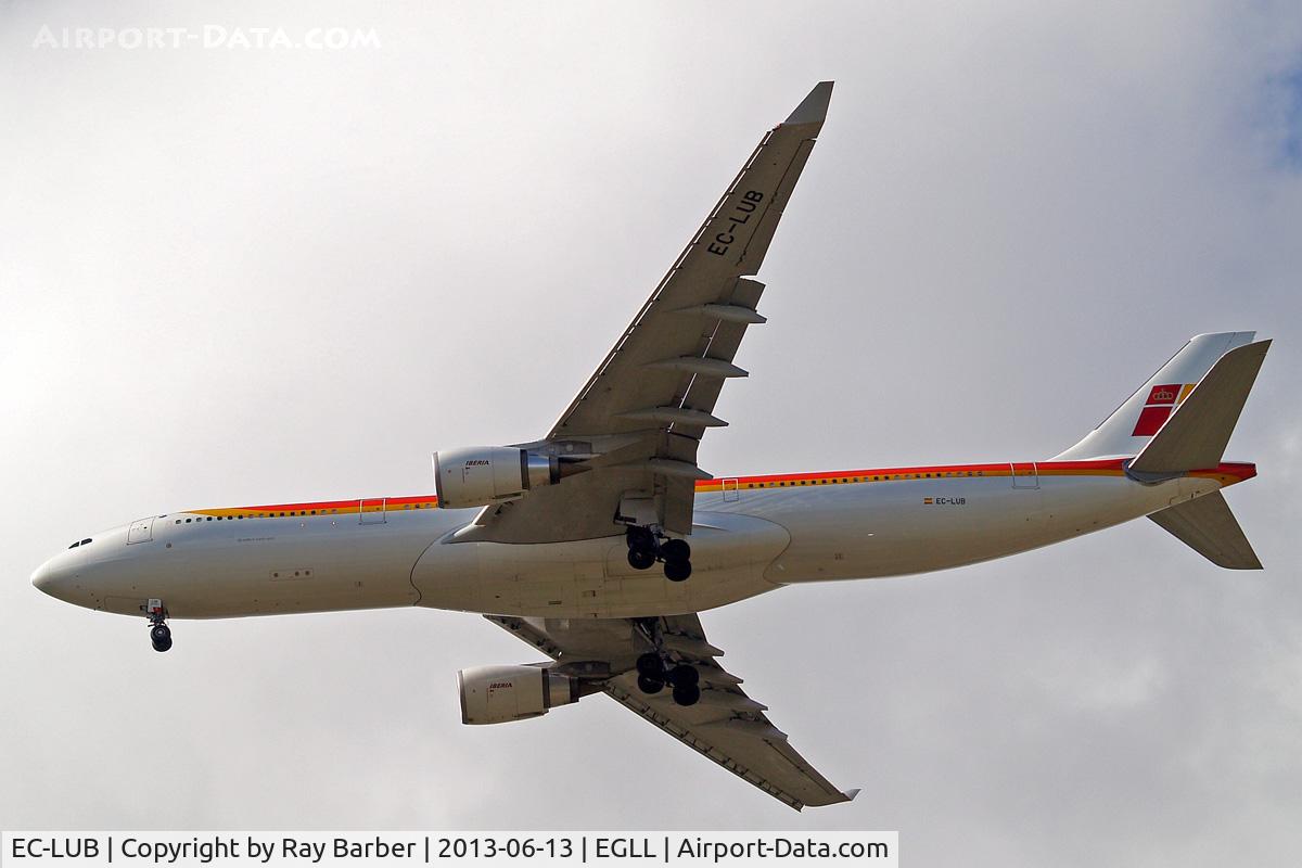 EC-LUB, 2012 Airbus A330-302 C/N 1377, Airbus A330-302 [1377] (Iberia) Home~G 13/06/2013. On approach 27R.