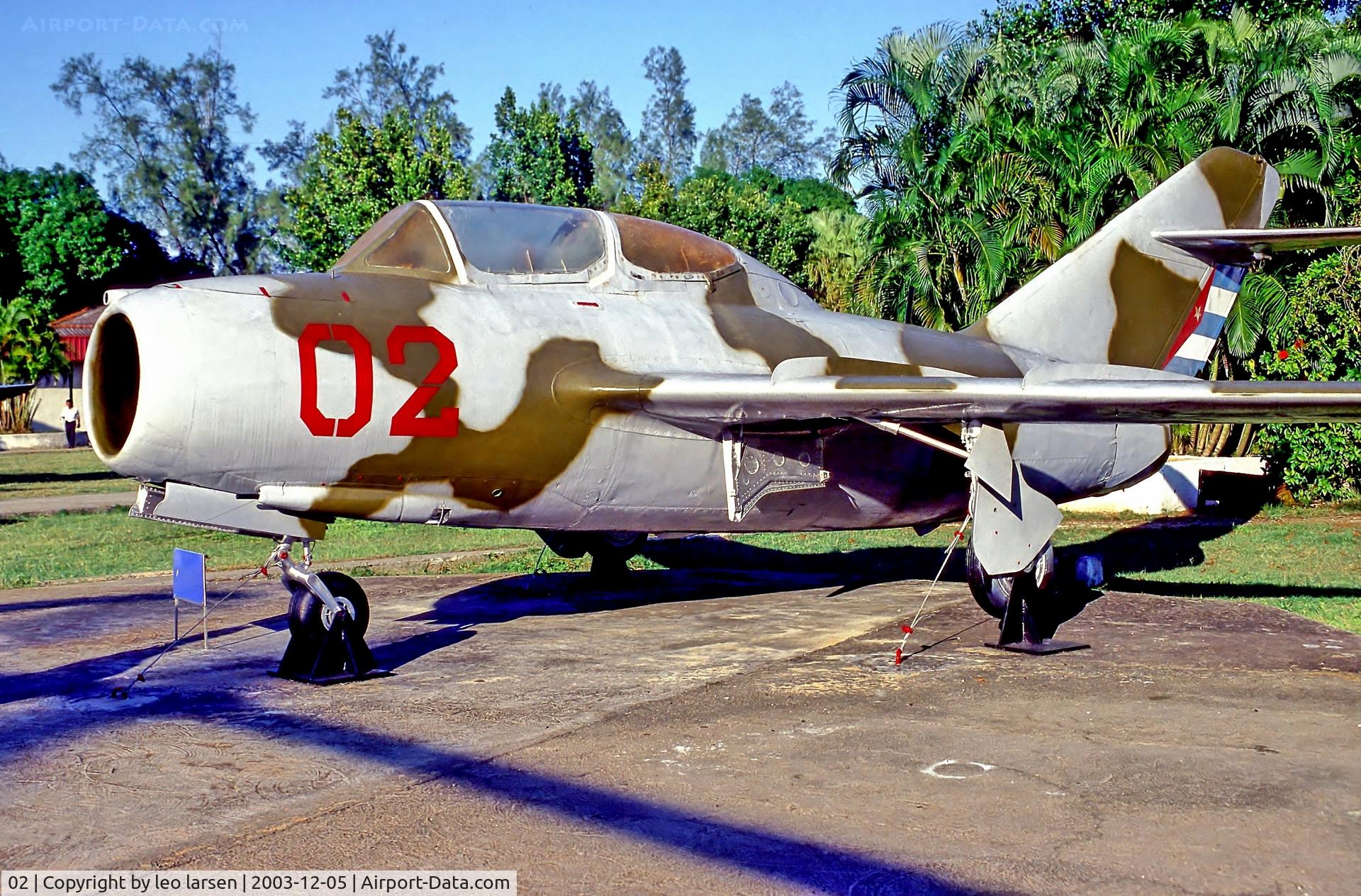 02, Mikoyan-Gurevich MiG-15UTI C/N 110211, Meo del Aire Havana 5.12.03