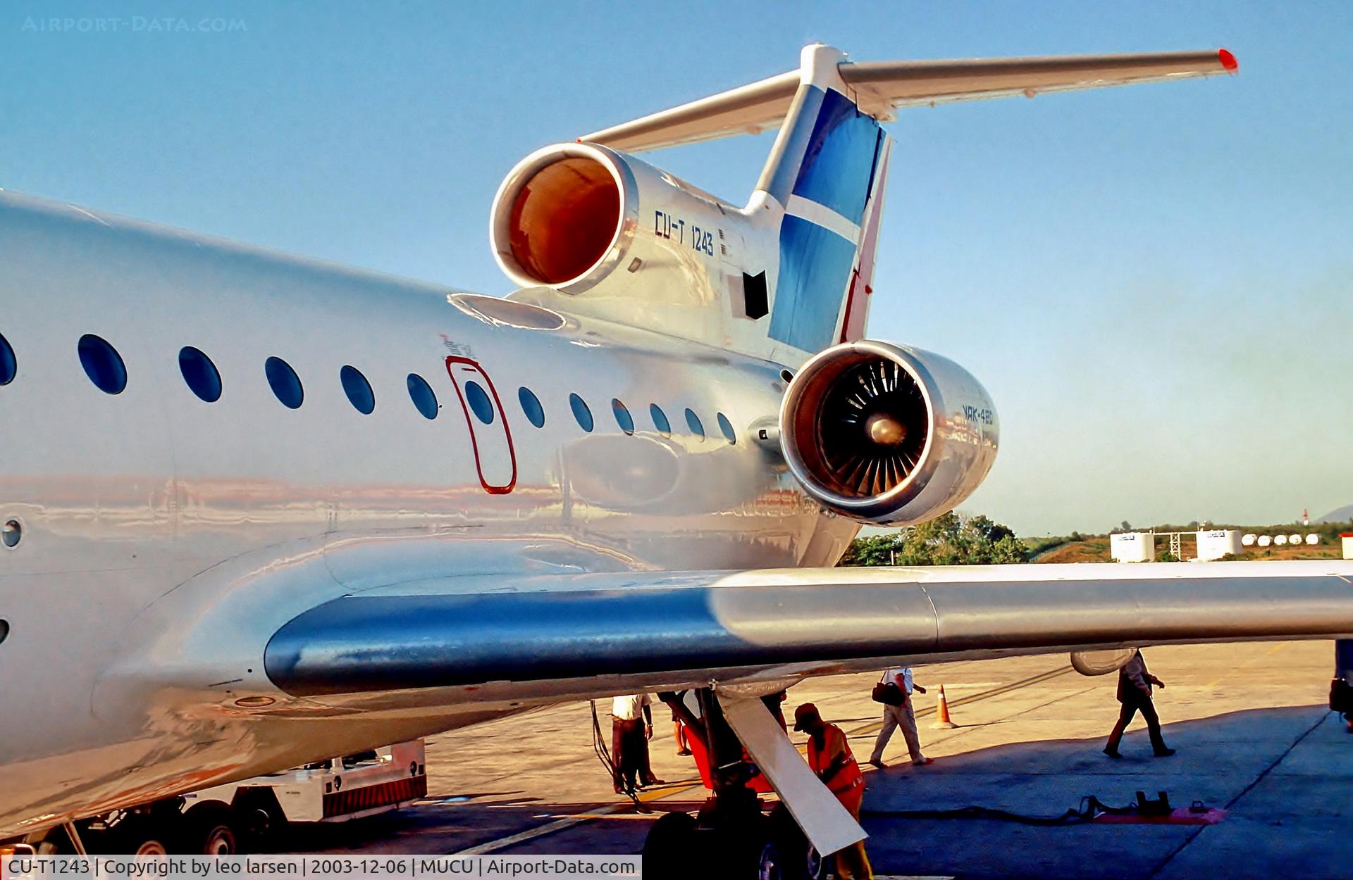 CU-T1243, 1993 Yakovlev Yak-42D C/N 4520421303016, Santiago de Cuba 6.12.03