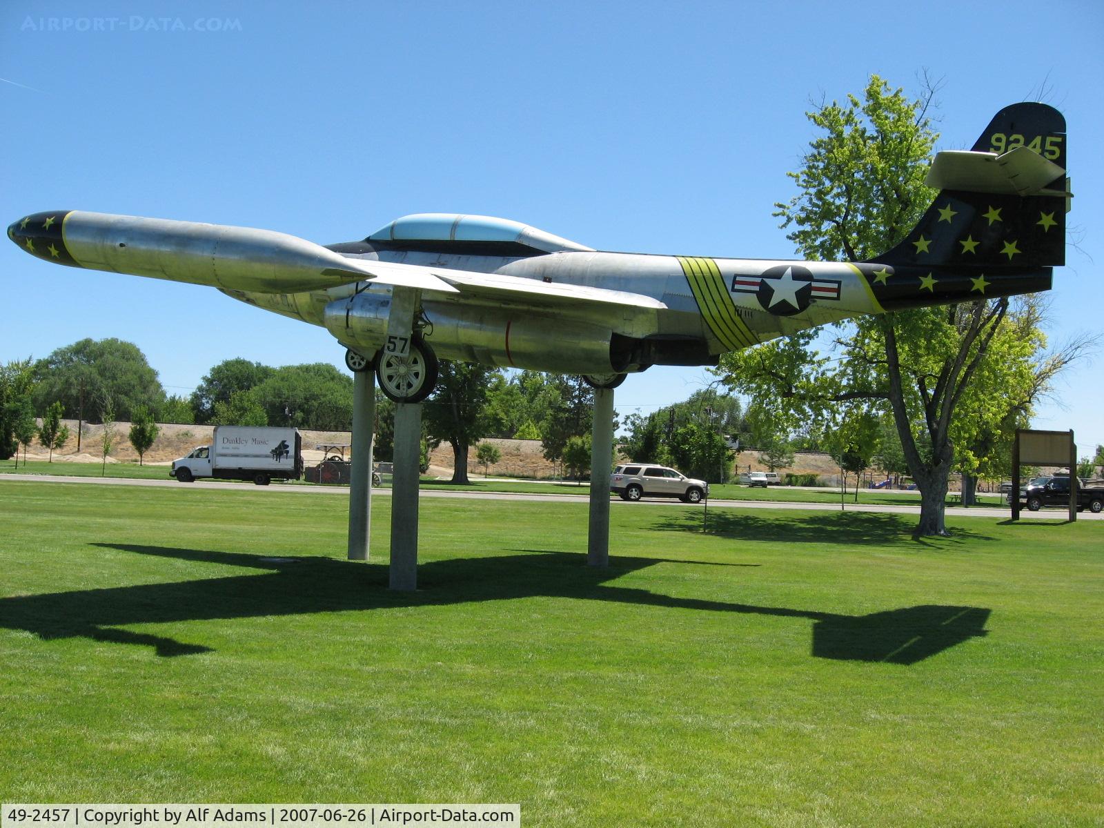 49-2457, 1949 Northrop F-89B Scorpion C/N Not found 49-2457, On pedestals in Lakeview Park in 2007.