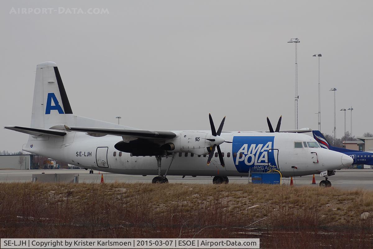 SE-LJH, 1989 Fokker 50 C/N 20171, Resting before next mailflight.