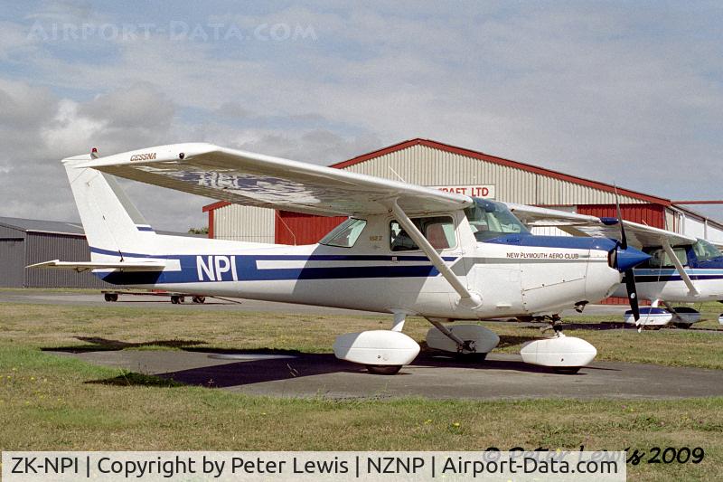 ZK-NPI, Reims F152 C/N 1863, New Plymouth AC  2003
