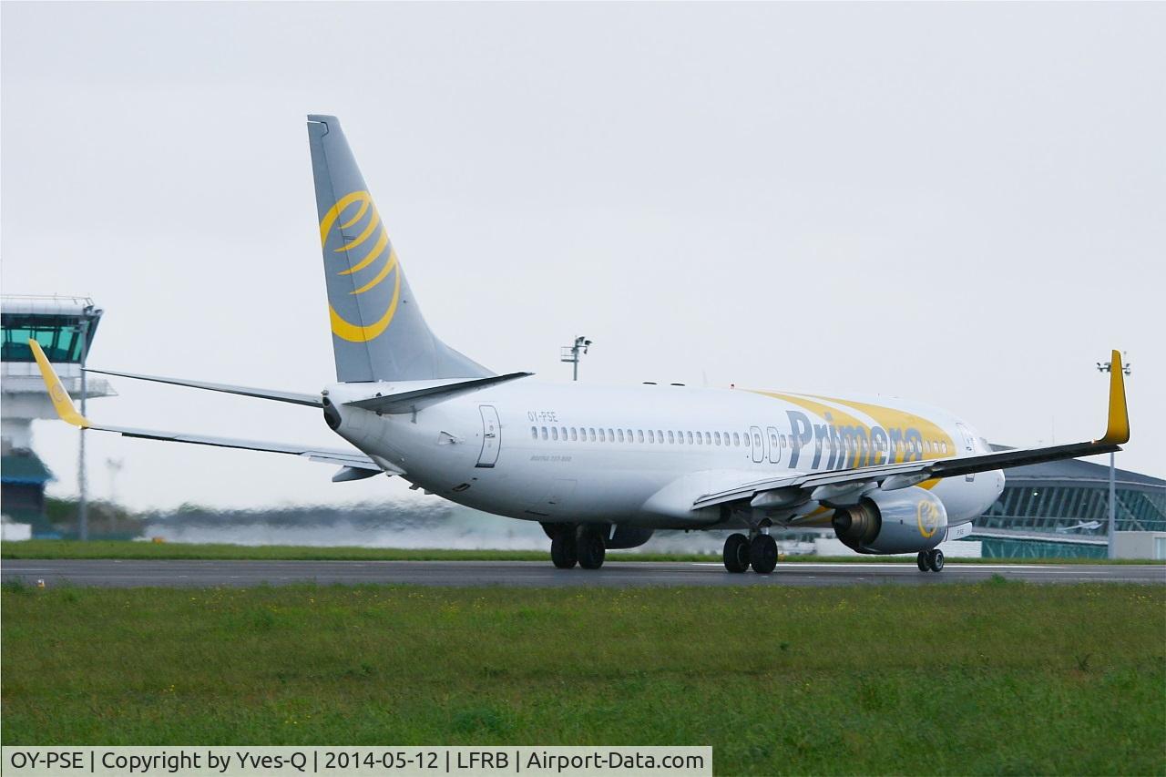 OY-PSE, 2000 Boeing 737-809 C/N 30664, Boeing 737-809, Take off Rwy 25L, Brest-Bretagne Airport (LFRB-BES)