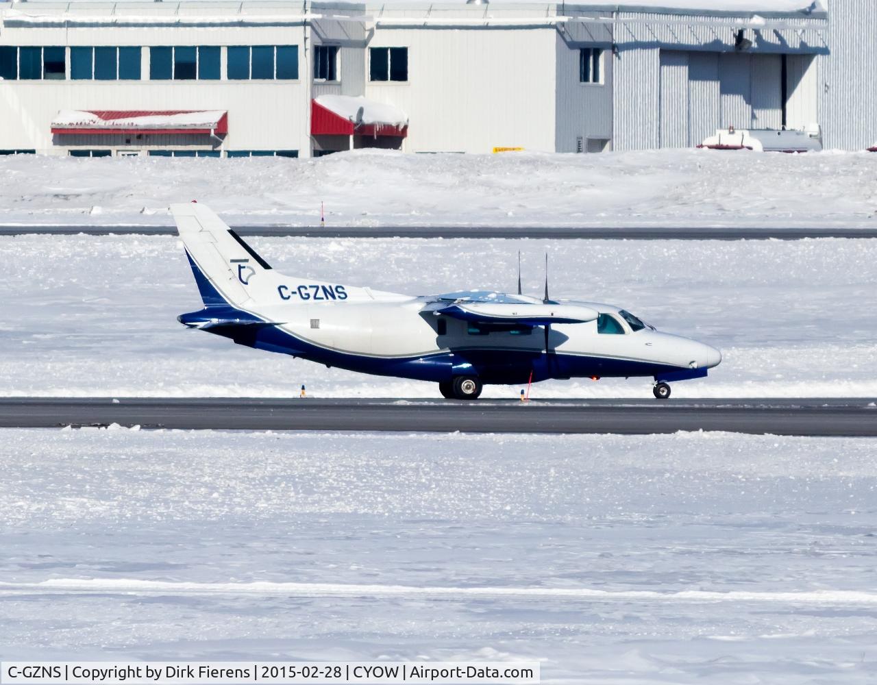 C-GZNS, 1982 Mitsubishi MU-2B-60 Marquise C/N 1550SA, Just arriving for a quick stopover.