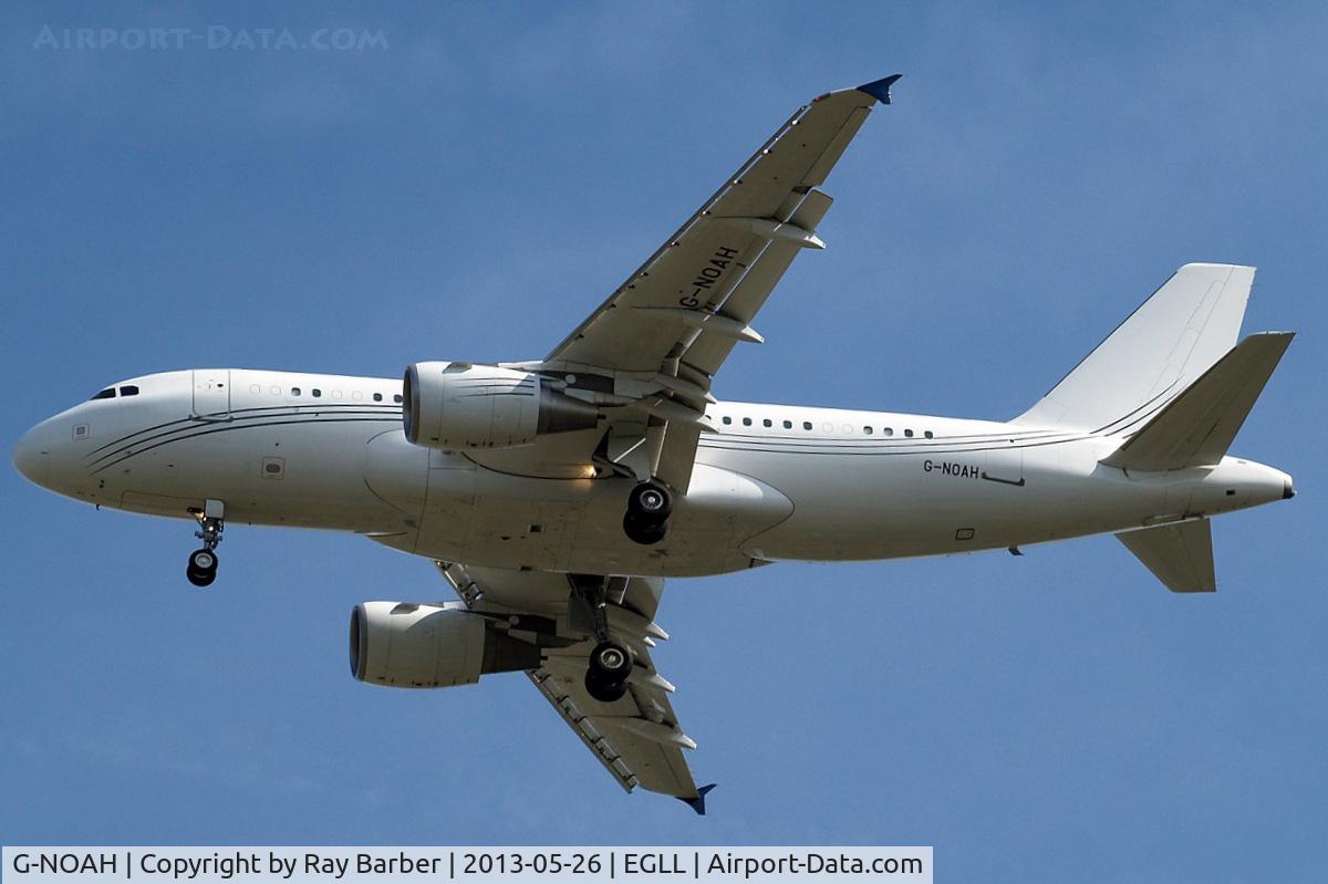 G-NOAH, 2009 Airbus A319-115CJ C/N 3826, Airbus A319-115CJ [3826] Home~G 26/05/2013. On approach 27R.