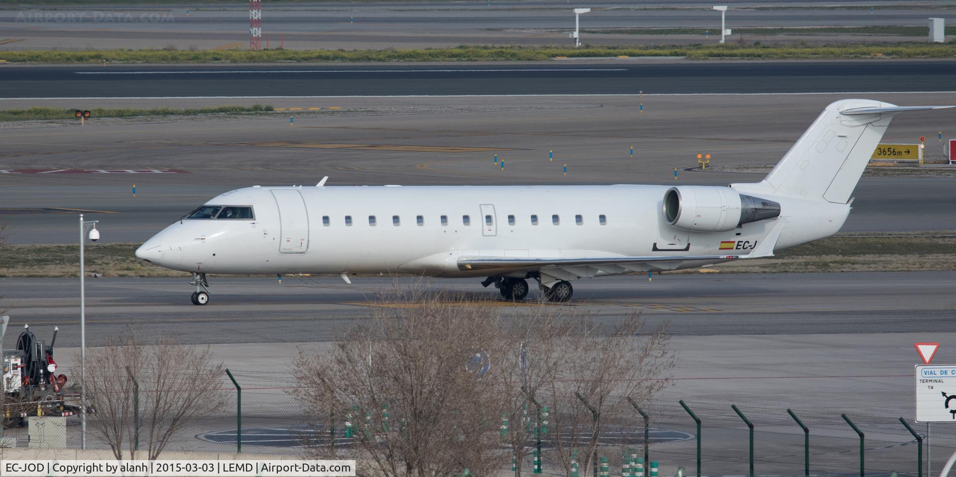 EC-JOD, 2006 Bombardier CRJ-200ER (CL-600-2B19) C/N 8061, Back to an all white scheme without titles