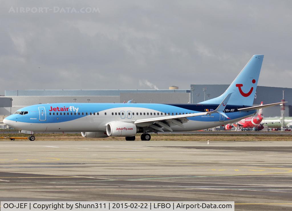 OO-JEF, 2014 Boeing 737-8K5 C/N 44271, Tackted to the old Terminal... Scimitar winglet equipment fitted...