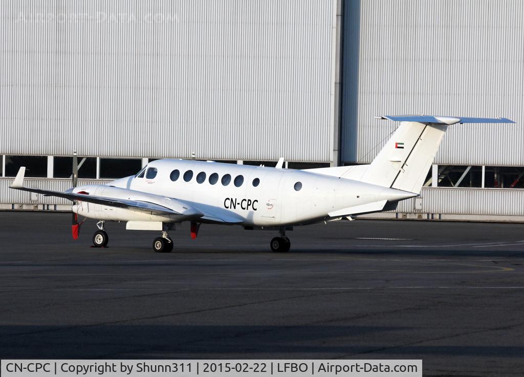 CN-CPC, Hawker Beechcraft Corp B300C King Air C/N FM-33, Parked at the General Aviation area... UAE flag on tail...