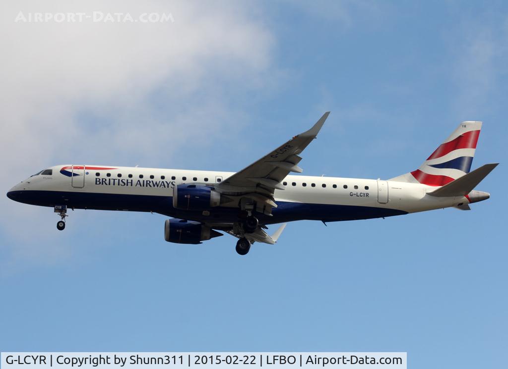 G-LCYR, 2012 Embraer 190SR (ERJ-190-100SR) C/N 19000563, LAnding rwy 32L
