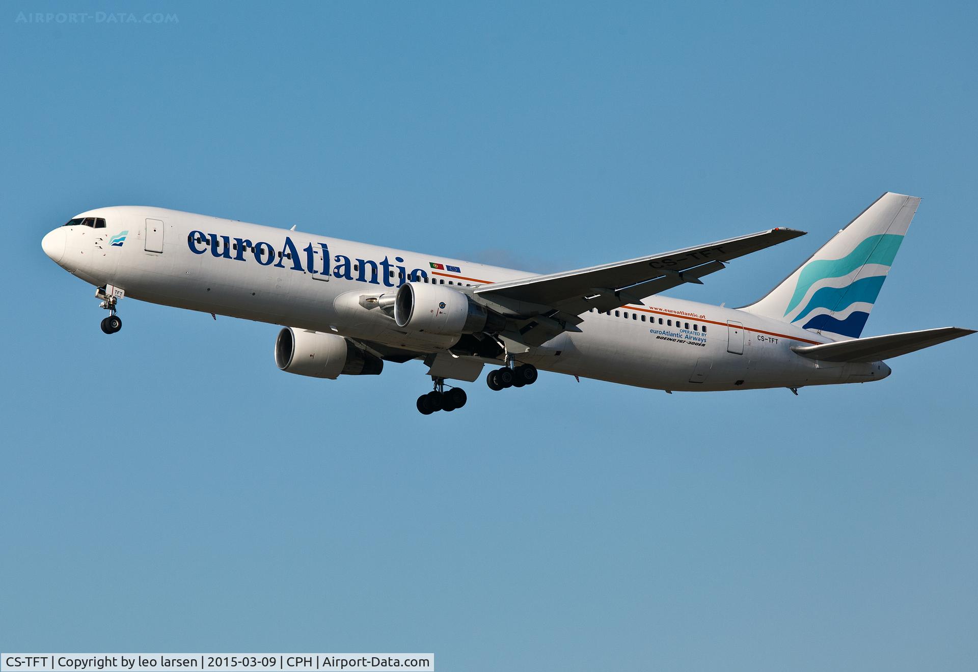 CS-TFT, 1993 Boeing 767-3Y0/ER C/N 26208, Copenhagen T/O R-22R 9.3.15