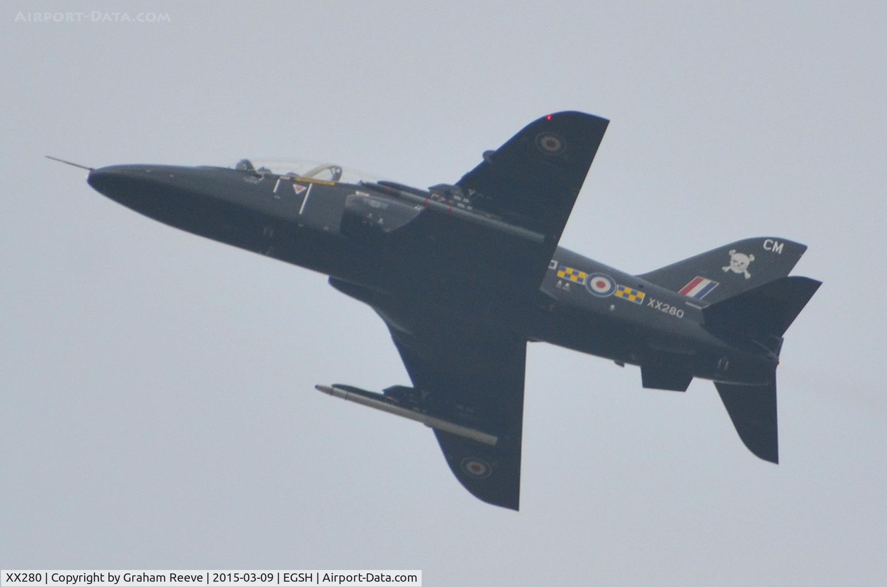 XX280, 1979 Hawker Siddeley Hawk T.1A C/N 105/312105, Passing through Norwich.