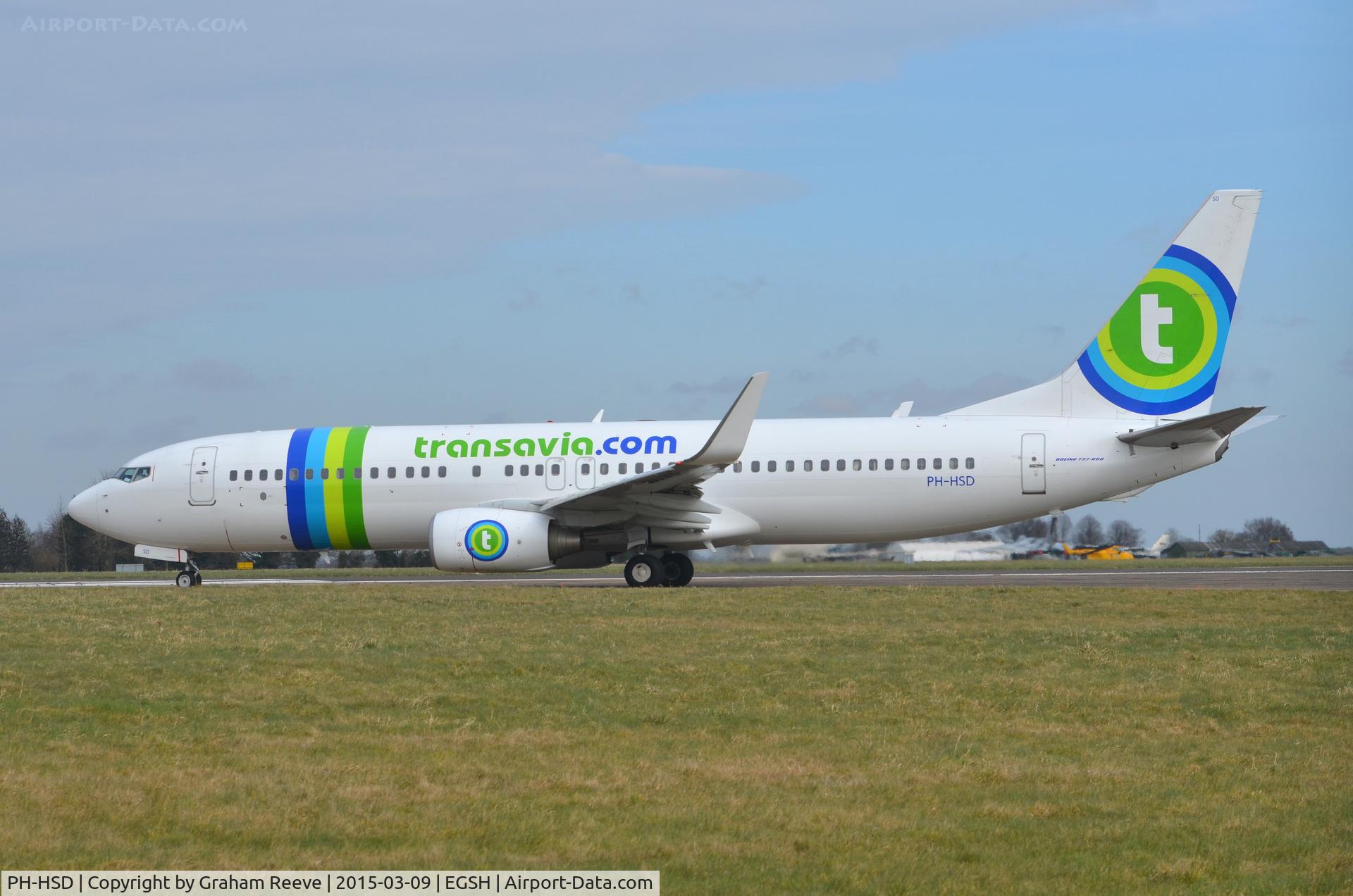 PH-HSD, 2012 Boeing 737-8K2 C/N 39260, About to depart from Norwich. 