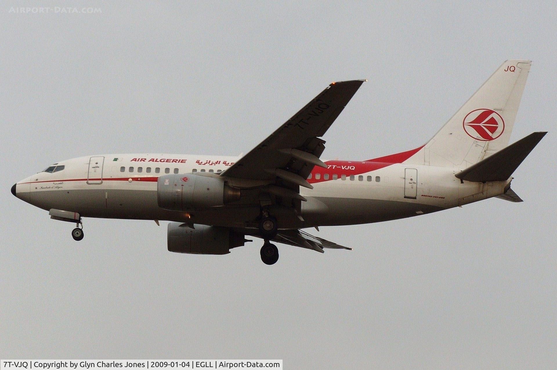 7T-VJQ, 2002 Boeing 737-6D6 C/N 30209, 'Kasbah d'Alger' on finals to runway 27L. Operated by Air Algérie.