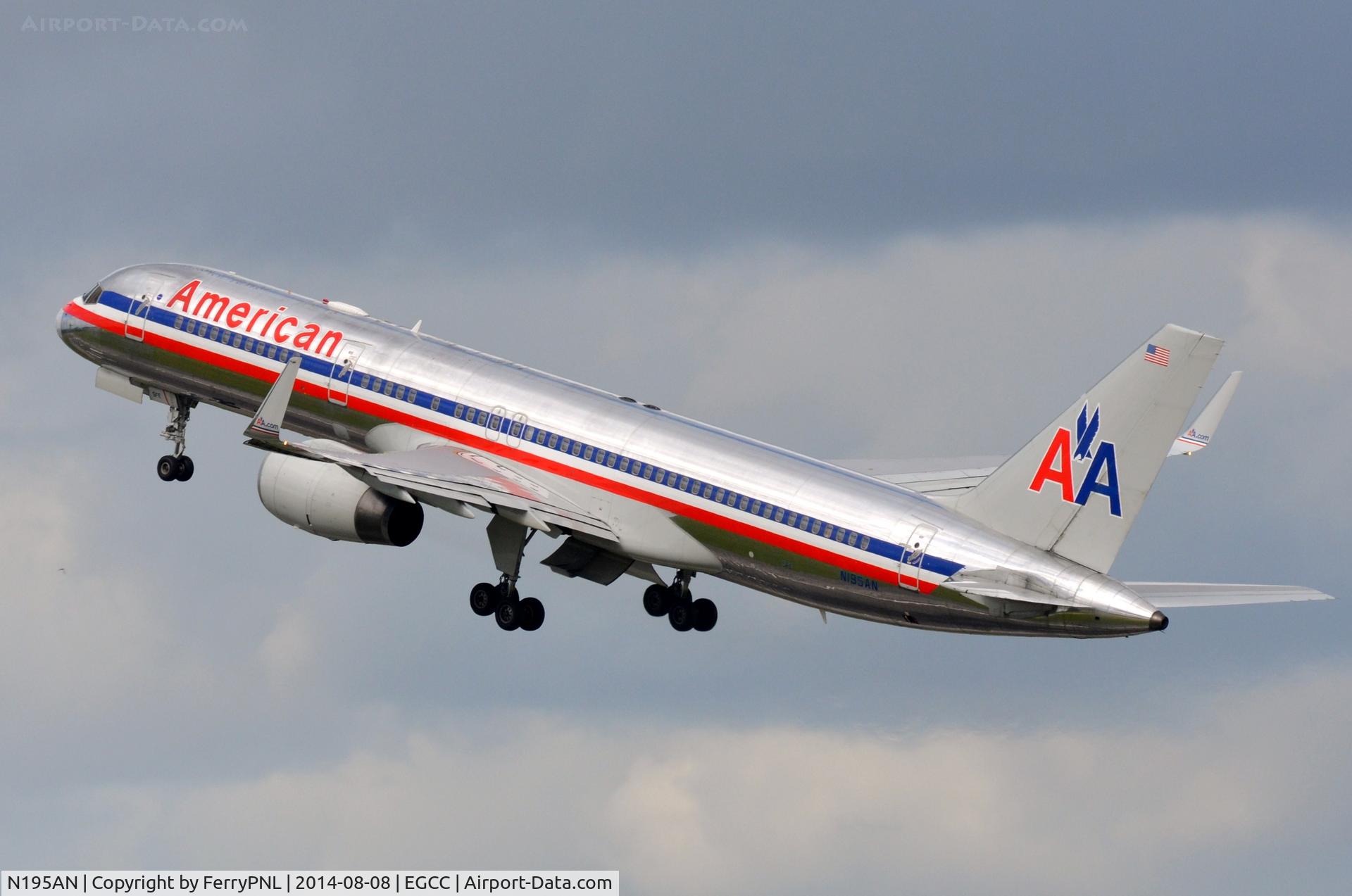 N195AN, 2001 Boeing 757-223 C/N 32389, AA B752 lifting/off.