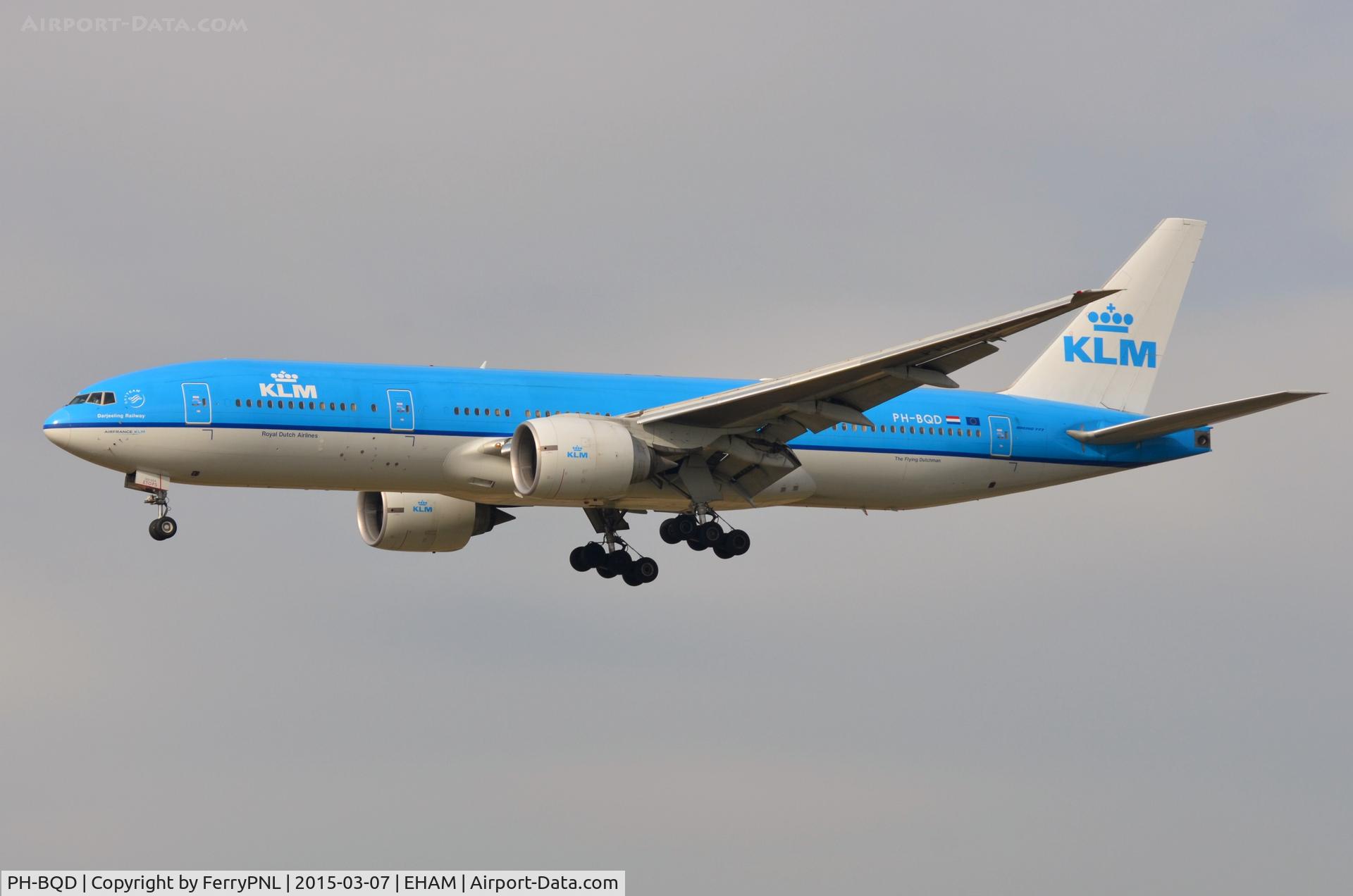 PH-BQD, 2003 Boeing 777-206/ER C/N 33713, KLM B772 landing.