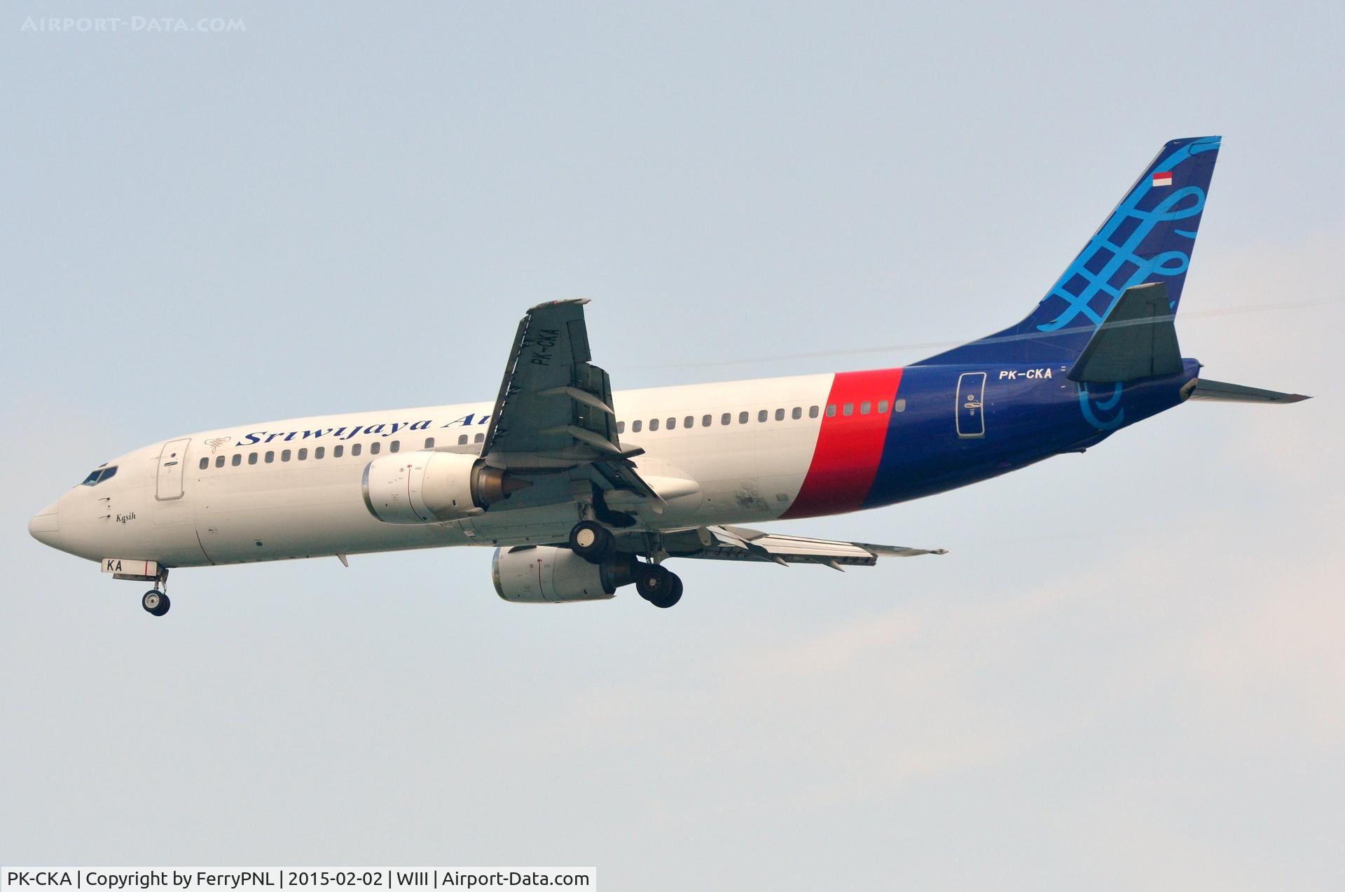 PK-CKA, 1992 Boeing 737-4Q8 C/N 25169, Sriwijaya Air B734 landing in CGK