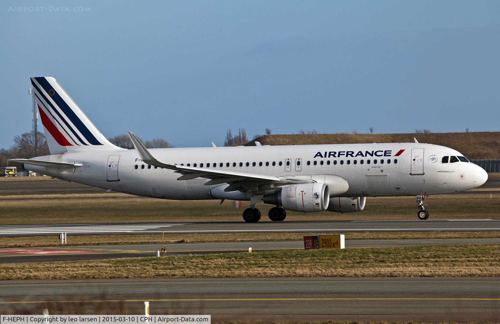 F-HEPH, 2013 Airbus A320-214 C/N 5869, Copenhagen Kastrup 10.3.15