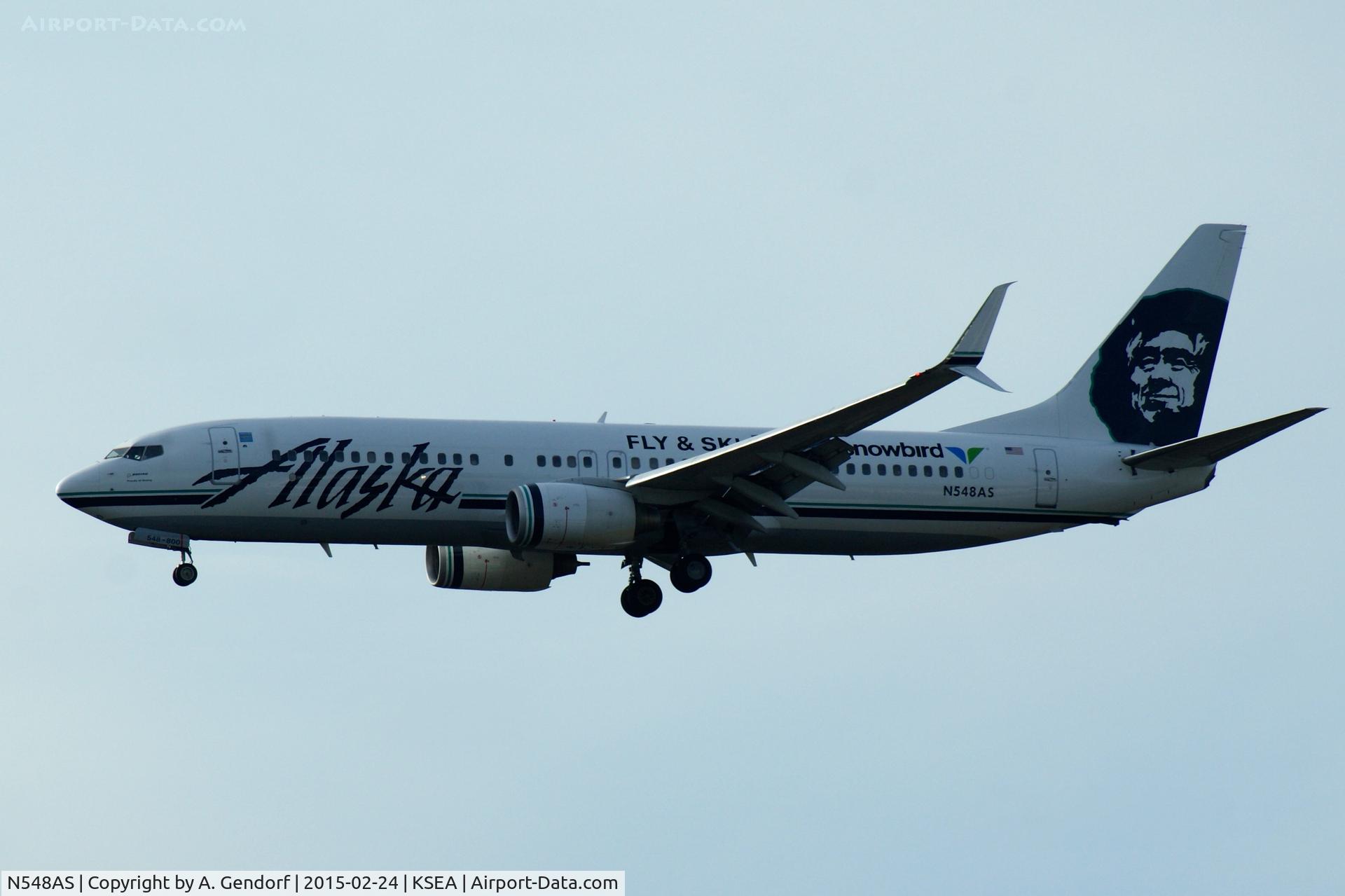 N548AS, 2005 Boeing 737-890 C/N 30020, Alaska Airlines, Fly & Ski Snowbird cs., is here on finals at Seattle-Tacoma Int'l(KSEA)