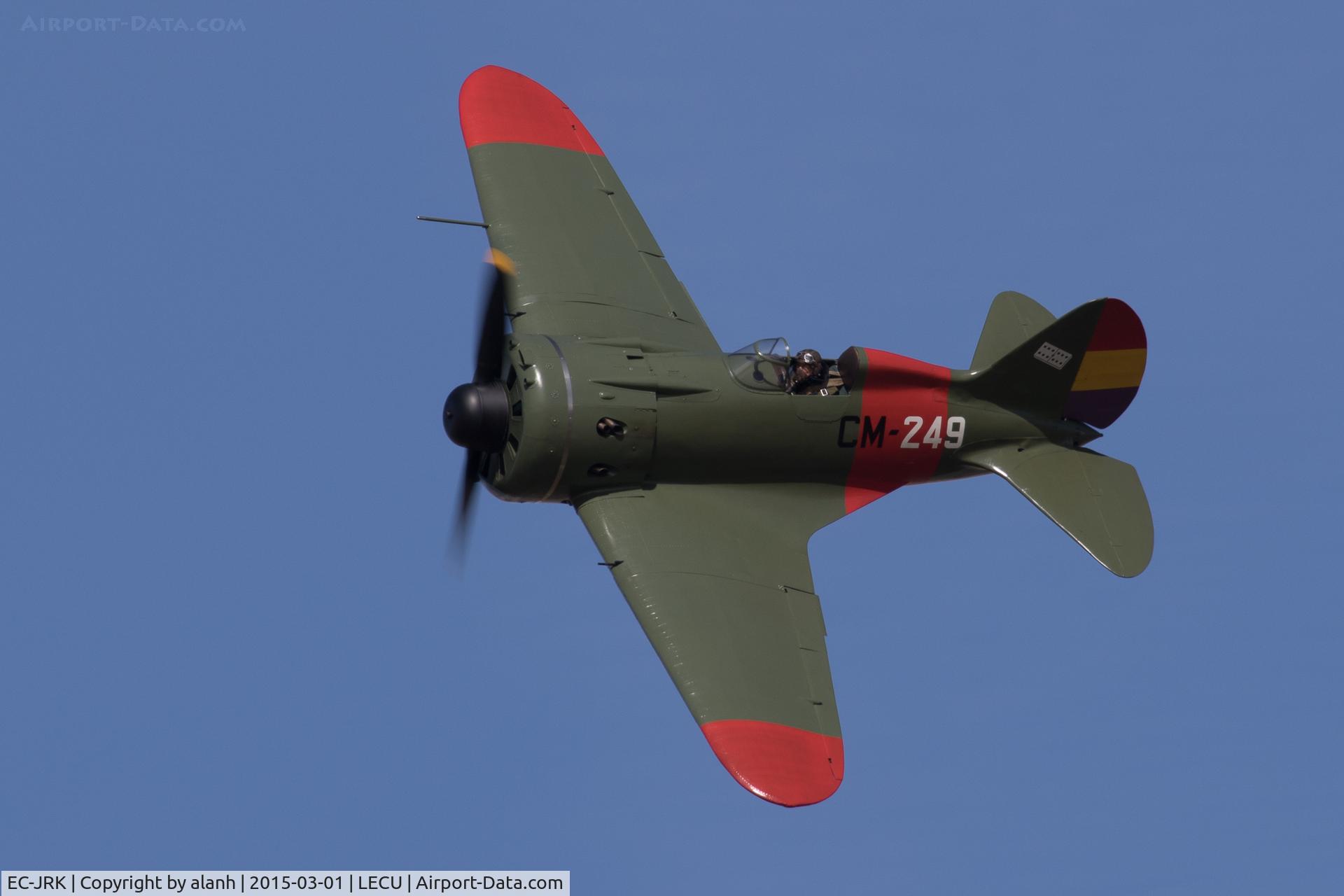 EC-JRK, 1939 Polikarpov I-16 Type 24 C/N 2421039, Banking round the circuit at a monthly air display of the Fundación Infante de Orleans, at Cuatro Viantos, Madrid.