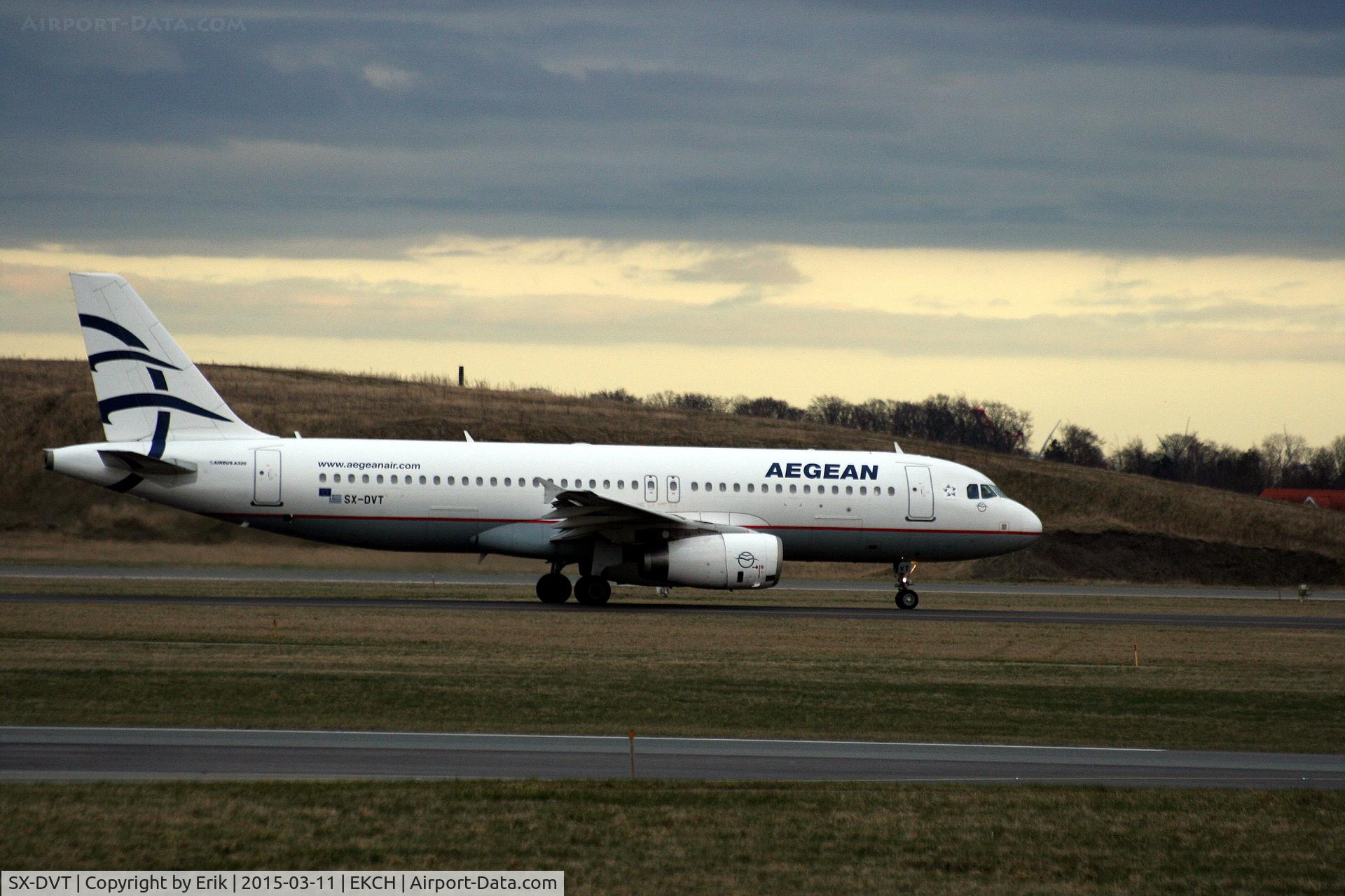 SX-DVT, 2008 Airbus A320-232 C/N 3745, SX-DVT taxing for take off rw 04R