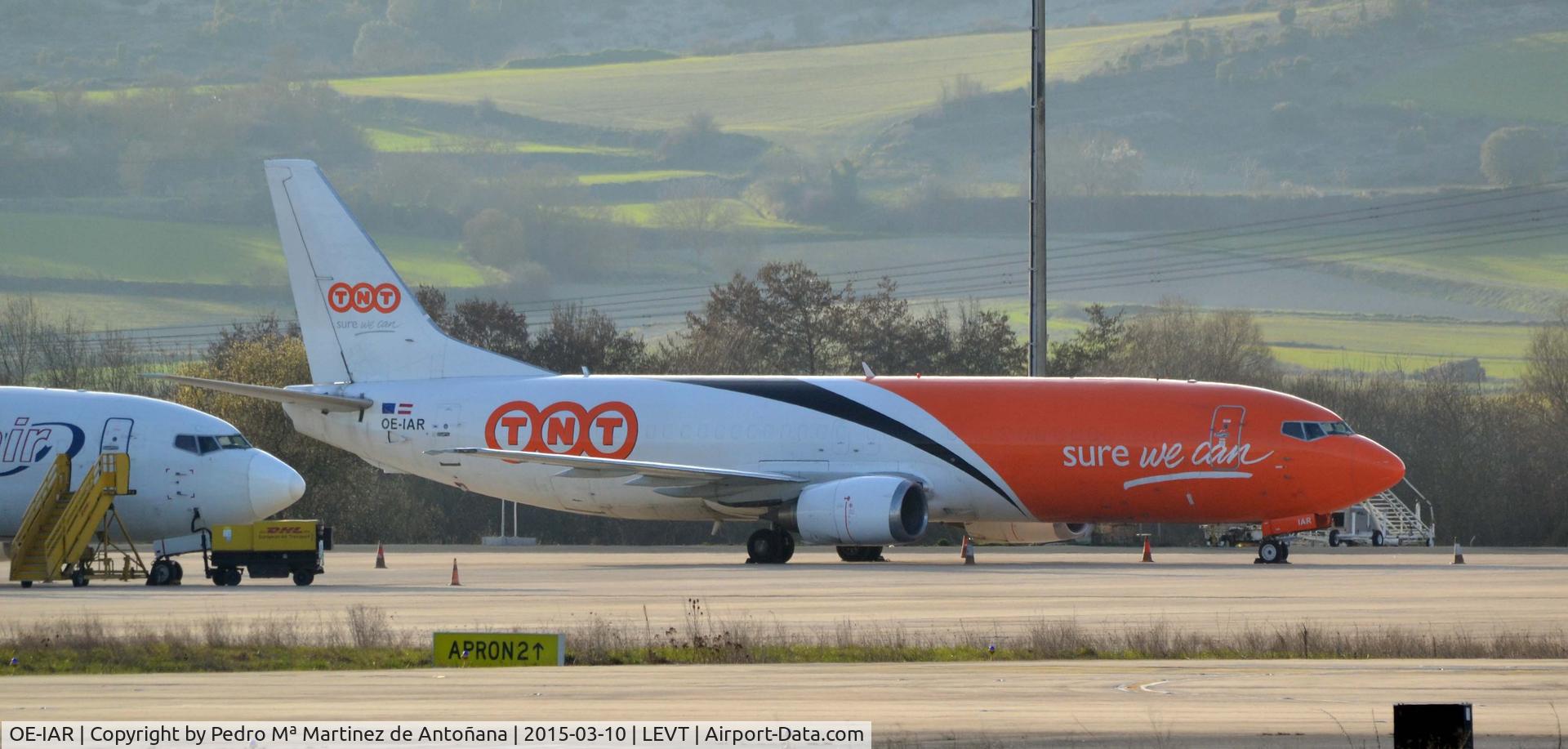 OE-IAR, 1998 Boeing 737-4M0 C/N 29208, Foronda Vitoria-Gasteiz - España