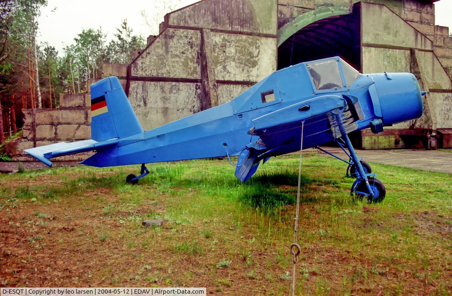 D-ESQT, 1969 Let Z-37A Cmelak C/N 10-22, Finow Air Museum 12.5.04