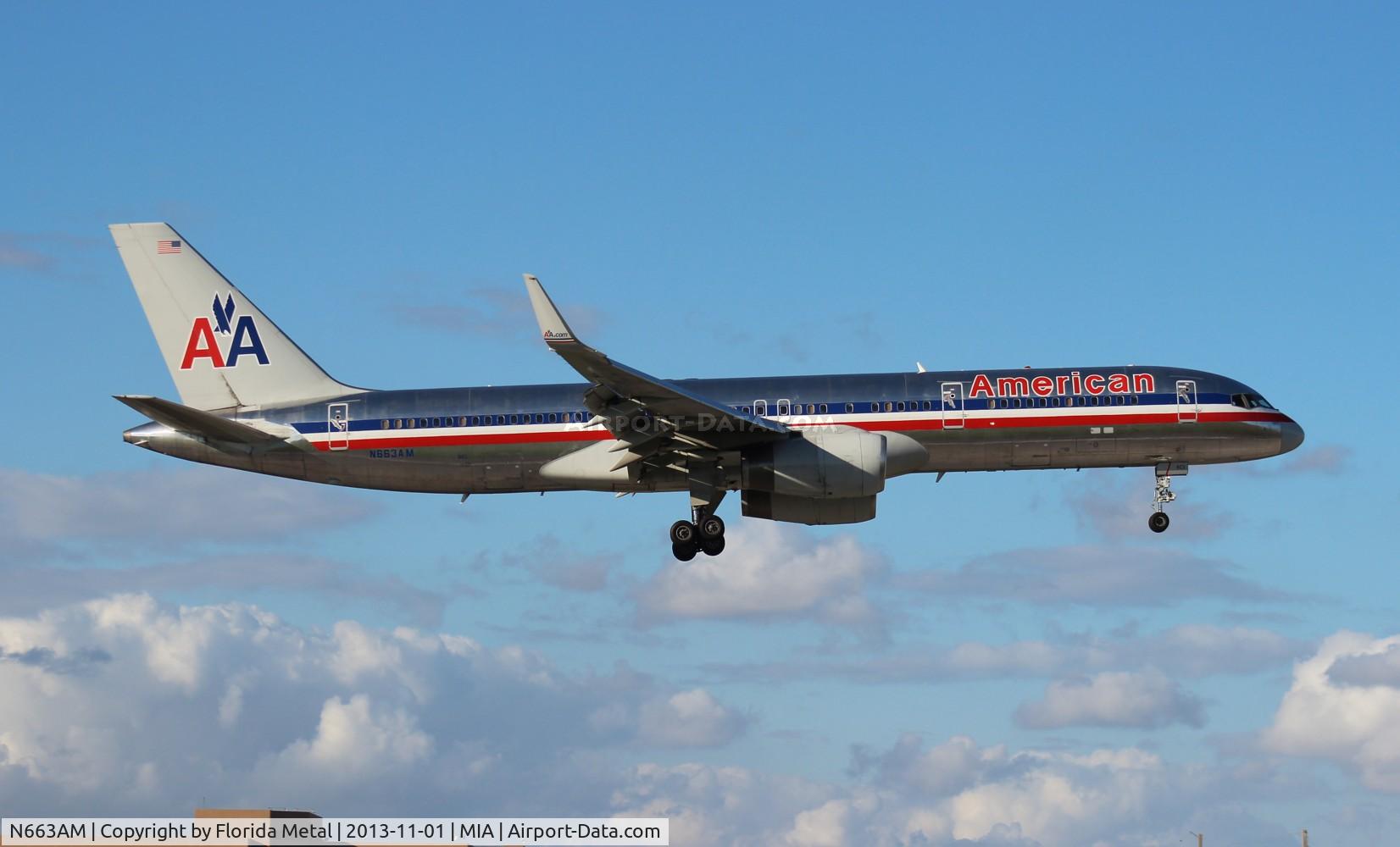 N663AM, 1992 Boeing 757-223 C/N 25297, American