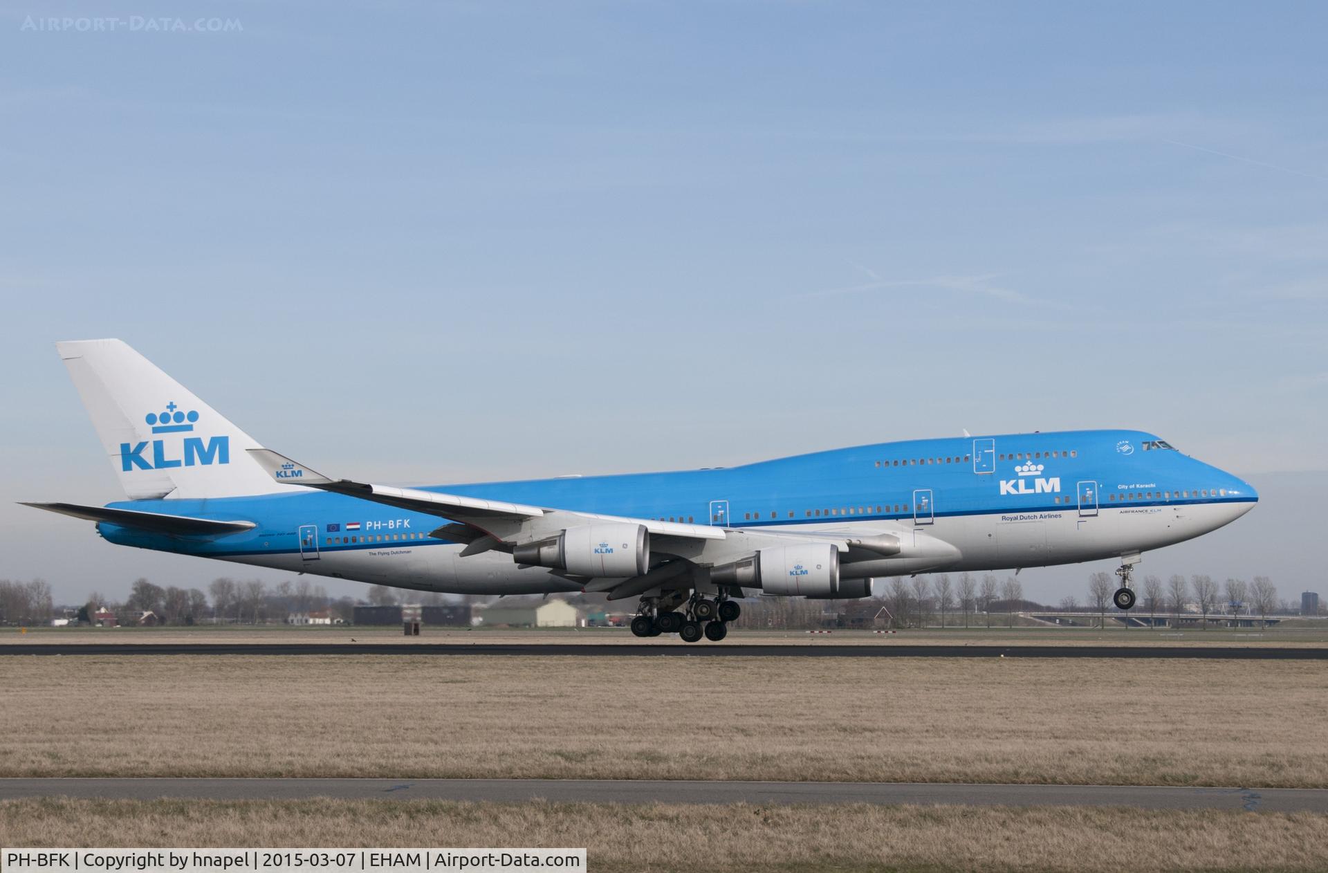 PH-BFK, 1991 Boeing 747-406BC C/N 25087, taken at 18R